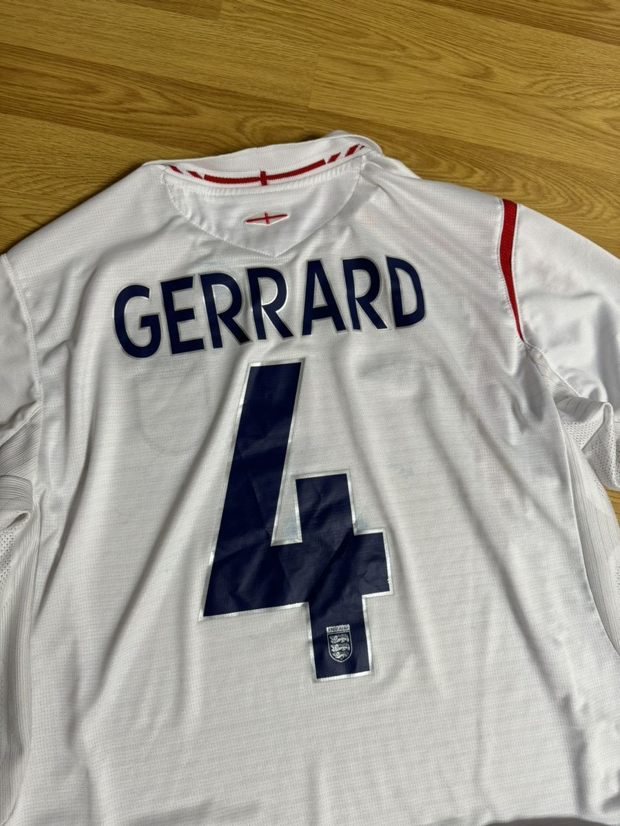 Umbro × Vintage Blokecore ⚽️ England 2005 - 2007 home #4 GERRARD football kit Size US L / EU 52-54 / 3 - 13 Thumbnail