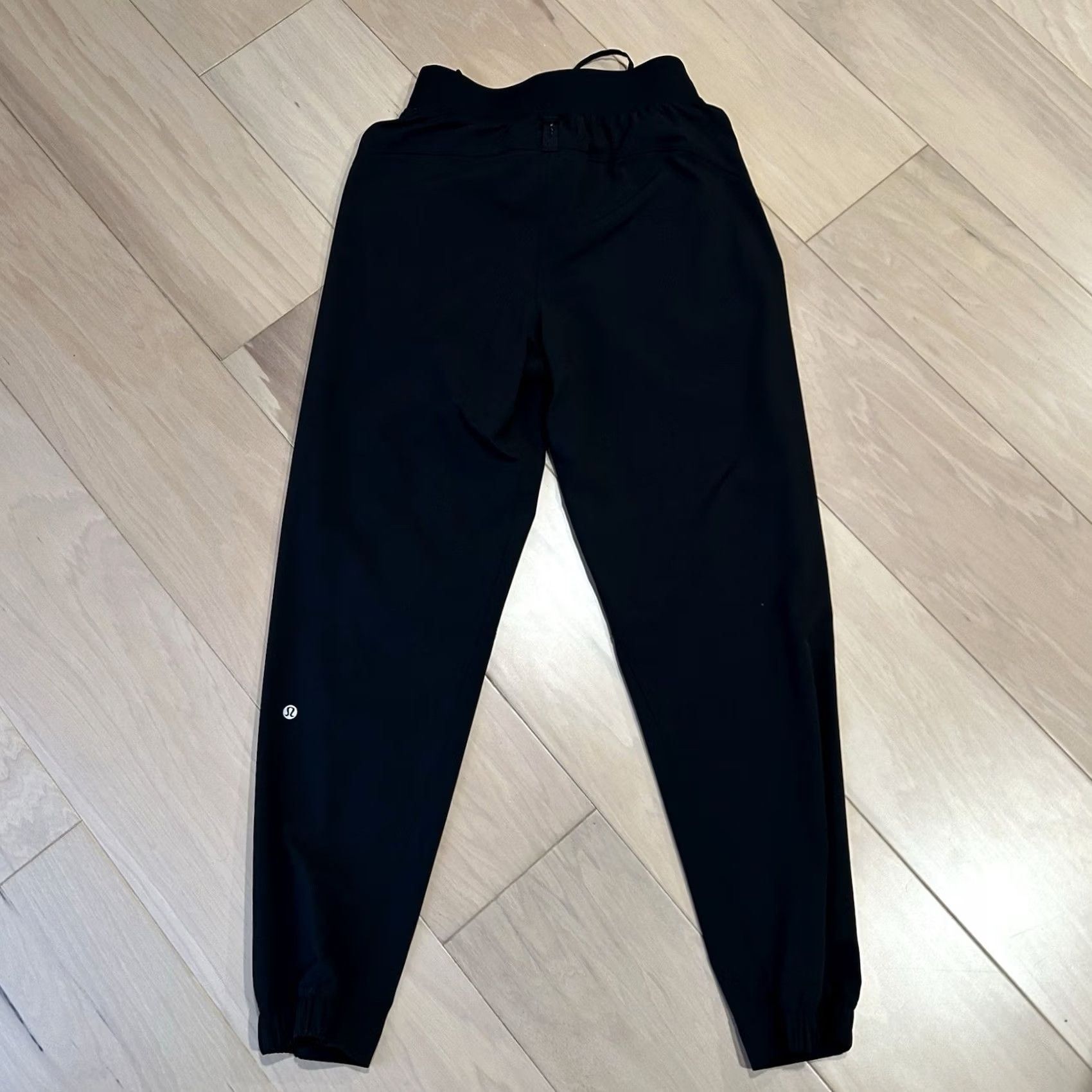 Lululemon Lululemon License to Train High-Rise Pant Women’s 4 Jogger Black 28 Inseam Zip Pocket Pockets 25-27 Waist Activewear Athleisure Womens Size 27" / US 4 / IT 40 - 3 Thumbnail