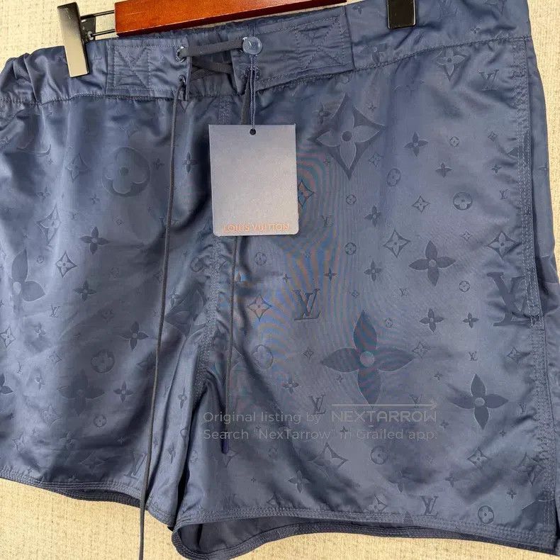 Louis Vuitton Louis Vuitton size l Dark-print full-print pocket lace-up s Size US 28 / EU 44 - 2 Thumbnail
