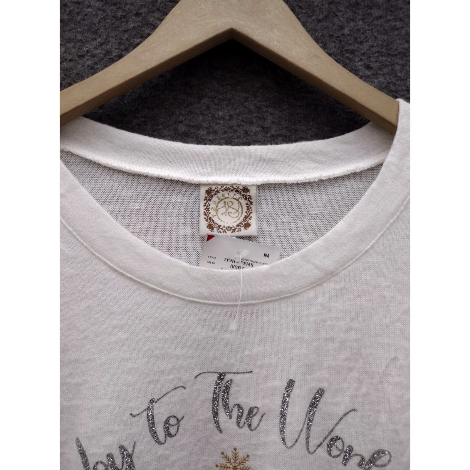Vintage Tru Self Women’s 2X Joy To The World Christmas Theme Sweatshirt Crew Neck Long Sleeve White Graphic Print Christmas Trees Winter Fall 2XL Womens Size XXL / US 16-18 / IT 52-54 - 3 Thumbnail