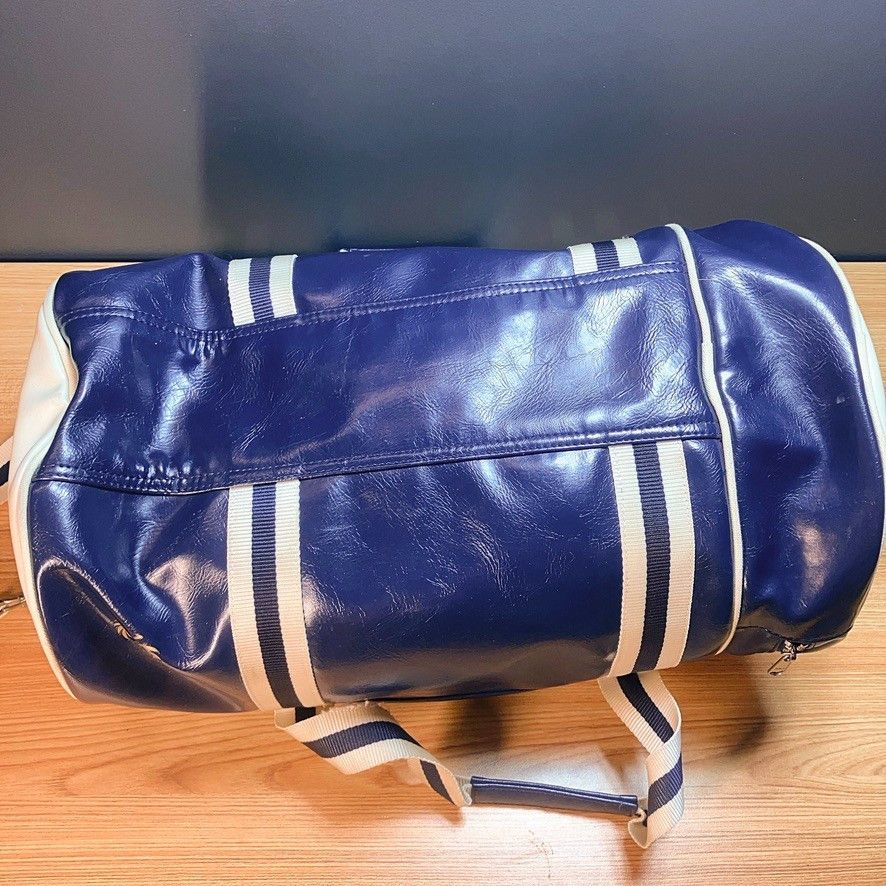 Fred Perry Fred Perry Retro Classic Barrel Holdall Bag Duffle Travel Size ONE SIZE - 7 Thumbnail
