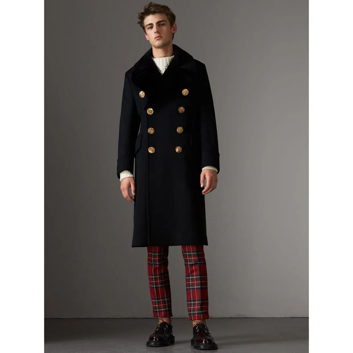 Burberry Burberry Mink Fur Cashmere Coat Black Gold Double breasted Size US M / EU 48-50 / 2 - 2 Thumbnail