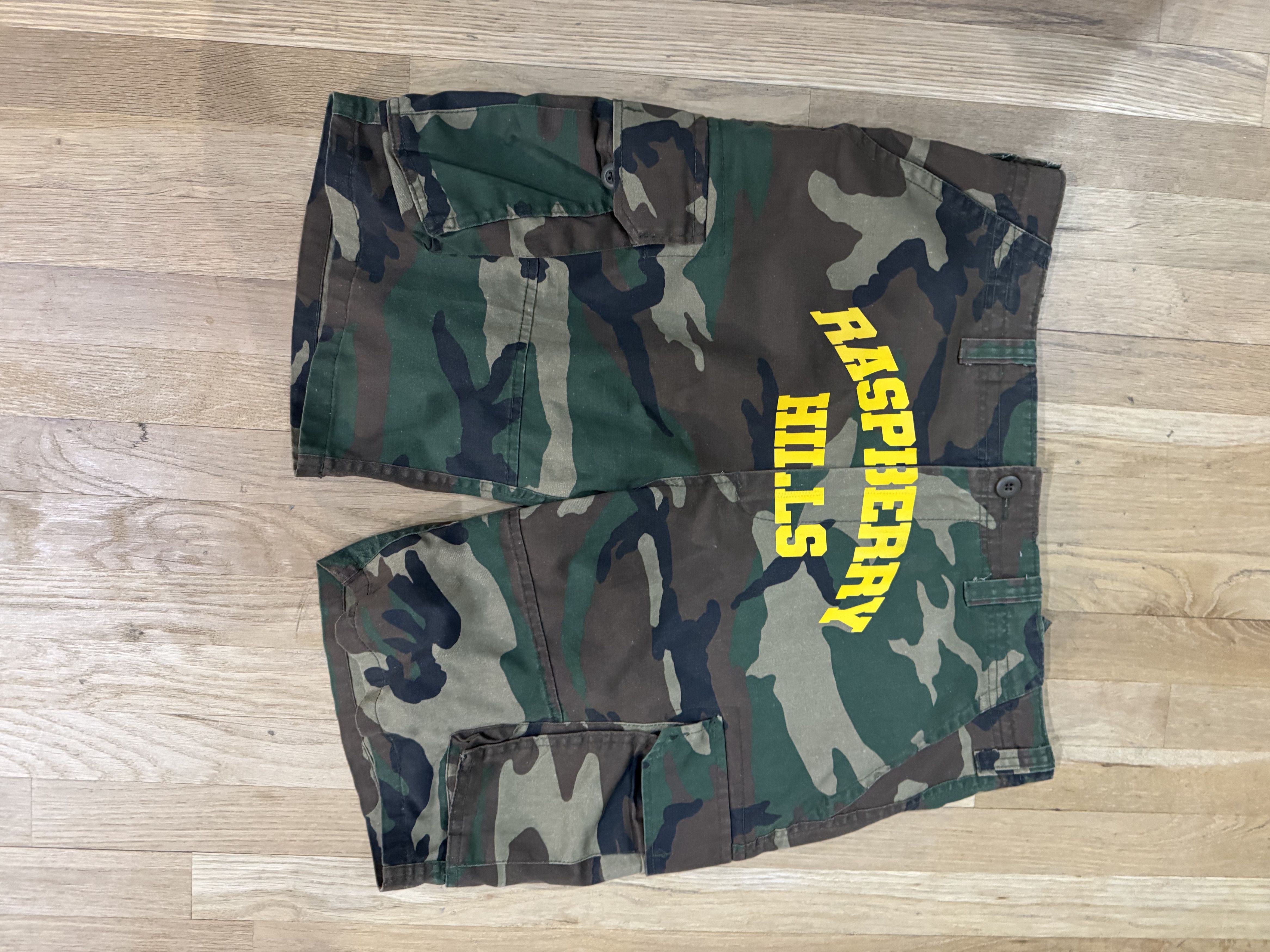FCRB 19AW CAMOUFLAGE TOP & SHORTS