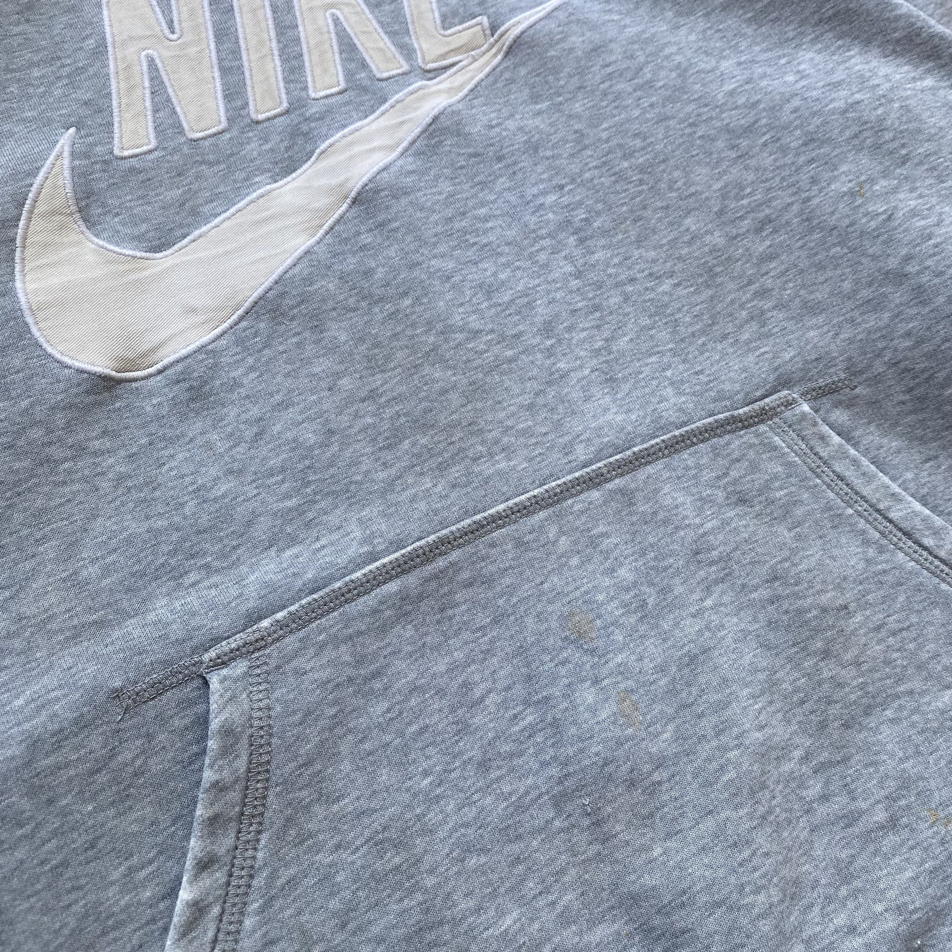 Nike Vintage 90s Trashed Nike Hoodie Centr Logo Silver Tags Size US M / EU 48-50 / 2 - 7 Thumbnail
