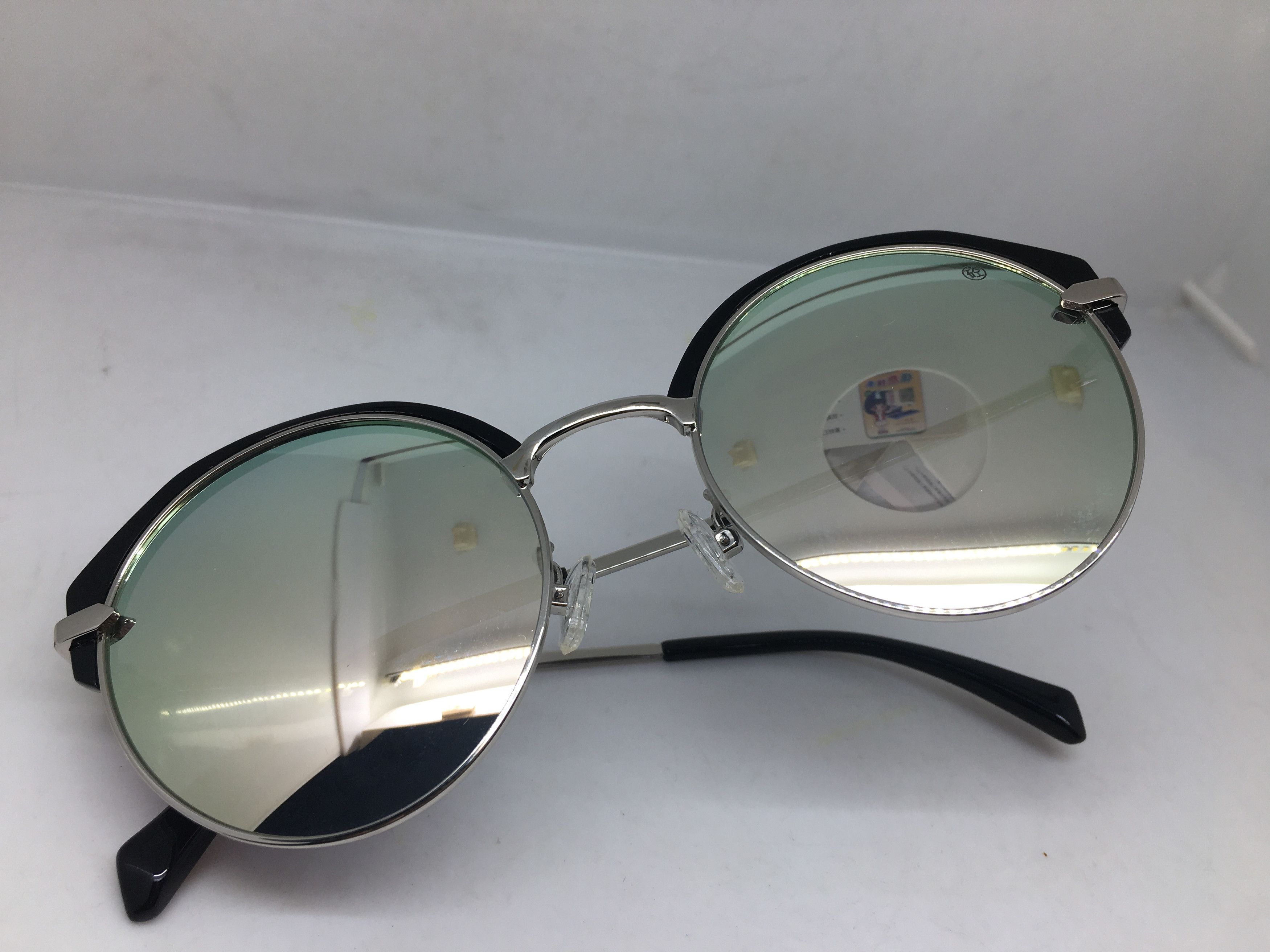 Other Black Silver Round Sunglasses Frame Size ONE SIZE - 5 Thumbnail