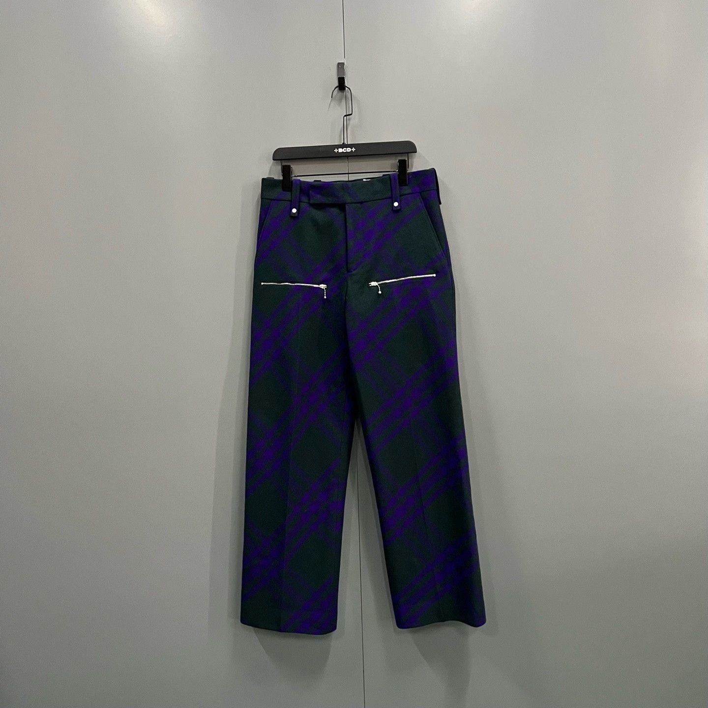 Burberry Burberry Plaid Casual Pants 32 Men Size US 32 / EU 48 - 1 Thumbnail