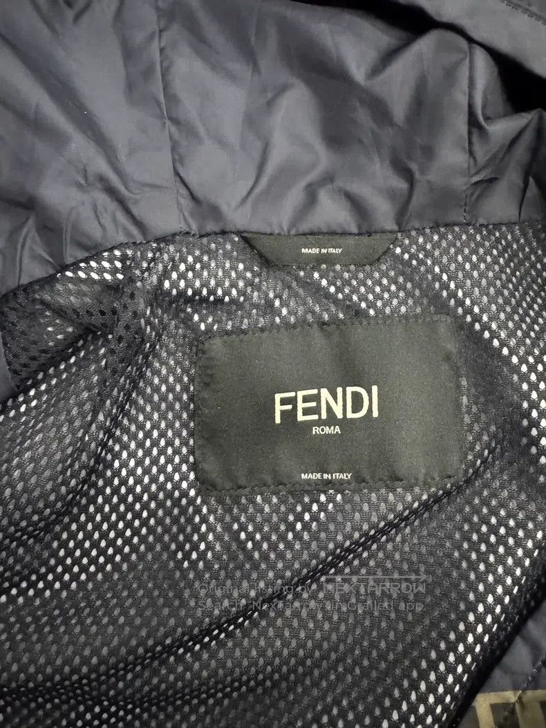 Fendi Fendi Roma Letter Monogrammed Ventilated Hooded Zip Lined Size US S / EU 44-46 / 1 - 5 Thumbnail