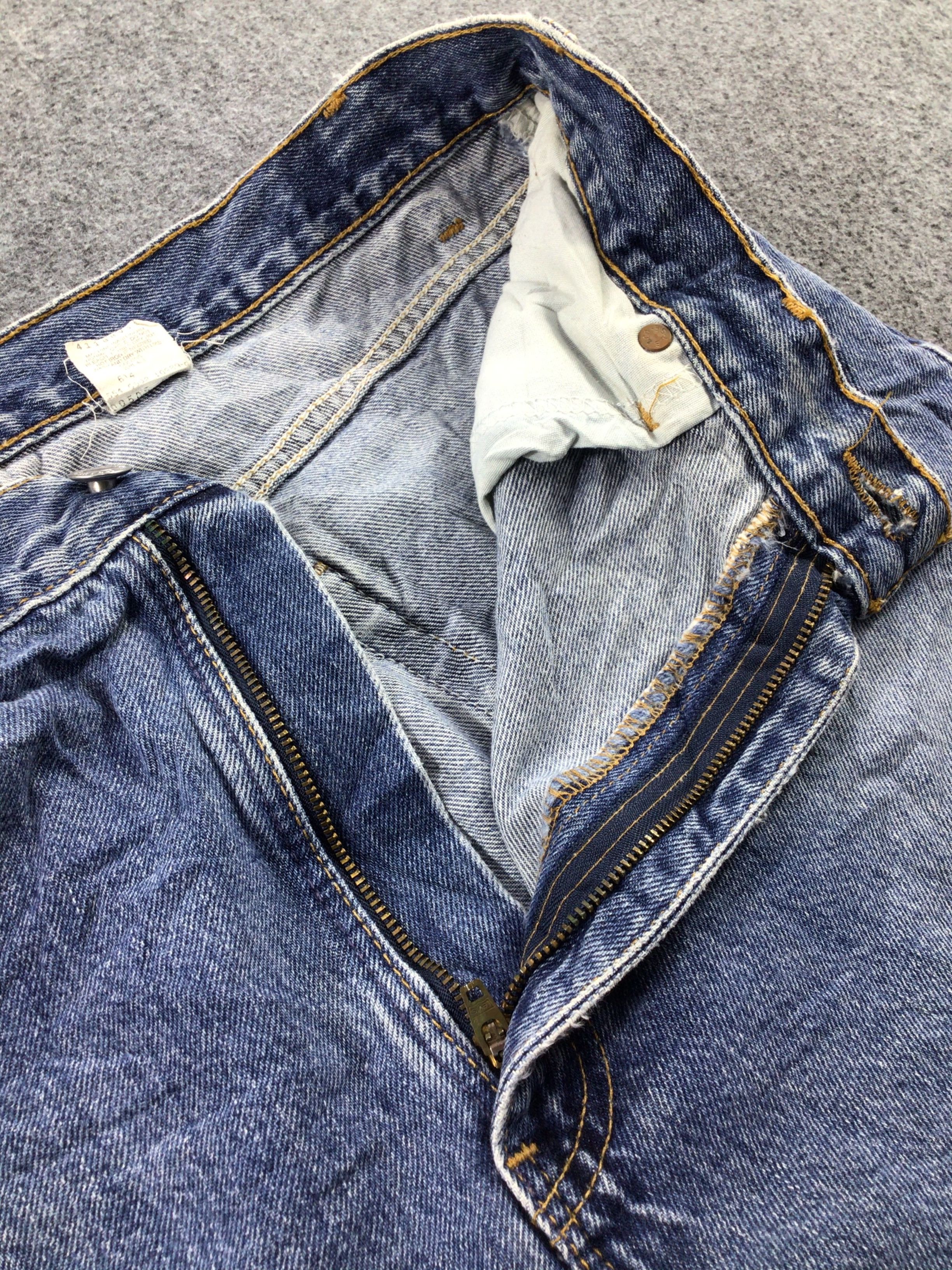 Levi's Vintage Levi's 505 Jeans Faded Blue Denim KJ200 Size US 33 - 7 Thumbnail