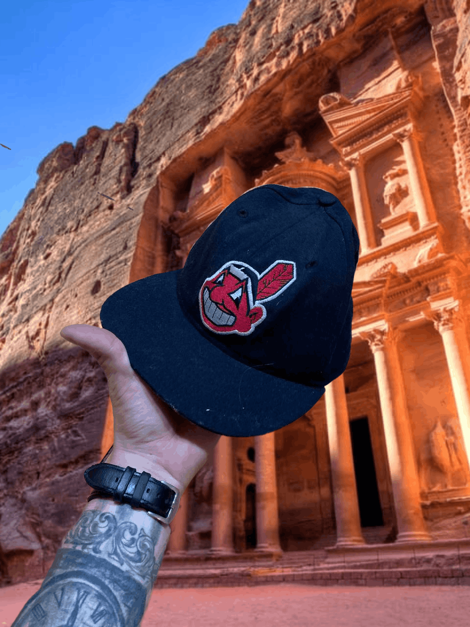 New Era Hats big logo Vintage New Era black Cap NBA Y2K 100% Wool Size ONE SIZE - 1 Thumbnail