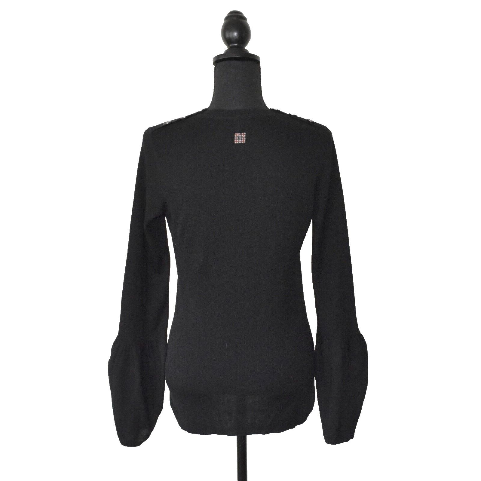 Burberry BURBERRY LONDON Wool Shoulder Button Crew Neck Sweater Sz S Size S / US 4 / IT 40 - 4 Thumbnail