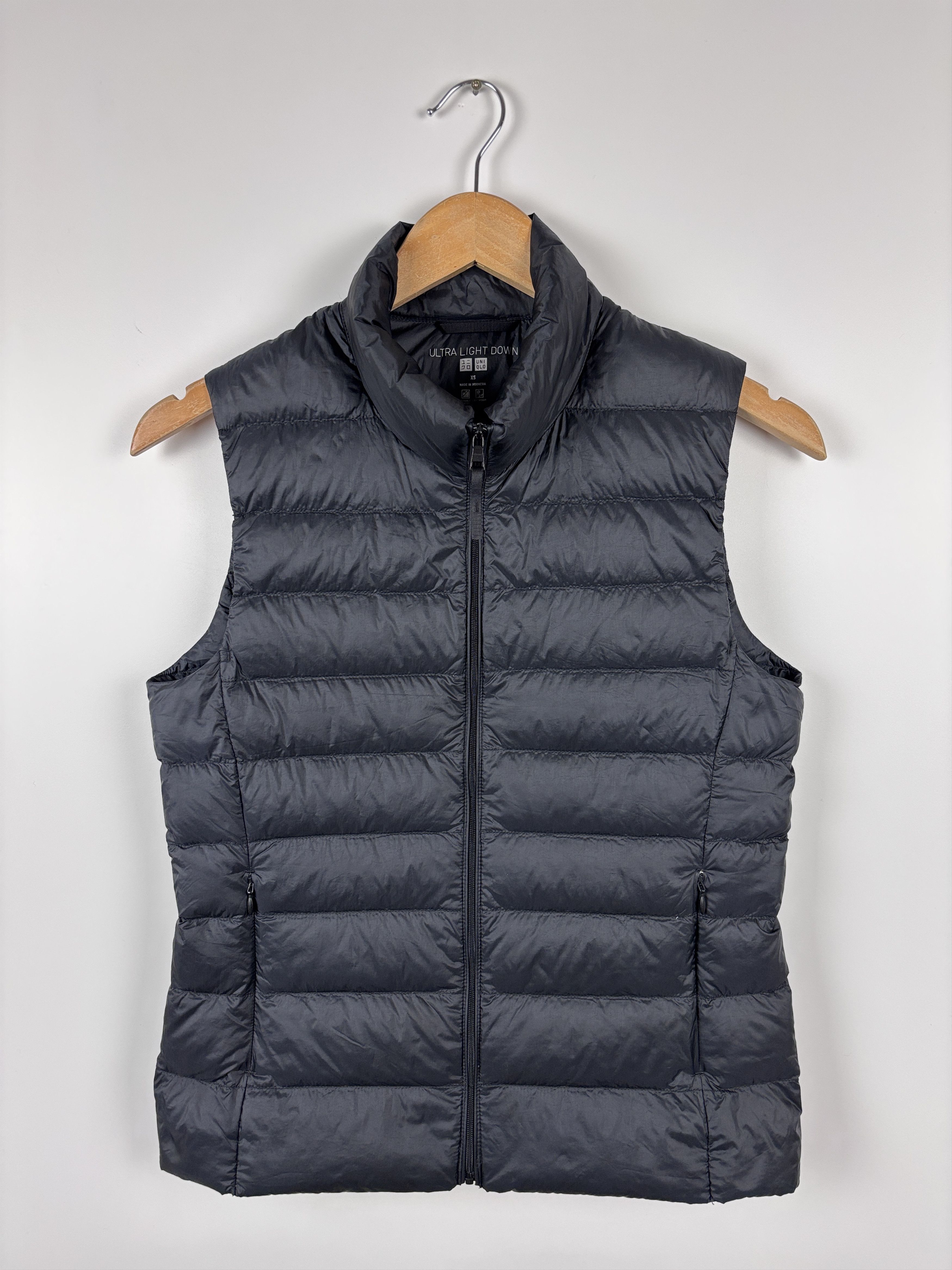 Uniqlo Womens Uniqlo Ultra Light Down Puffer Vest Black Size XS Size XS / US 0-2 / IT 36-38 - 1 Thumbnail