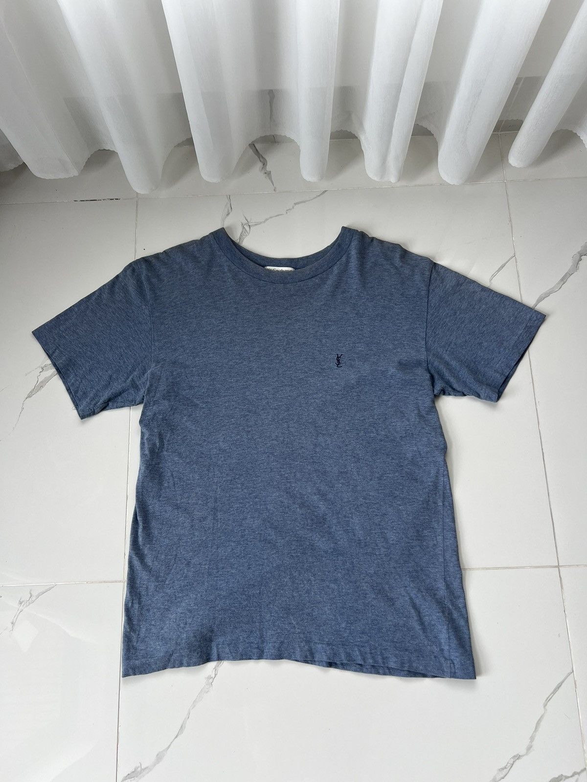 Vintage × Yves Saint Laurent 90's YSL SMALL LOGO RETRO OLD MONEY TEE Size US M / EU 48-50 / 2 - 1 Thumbnail