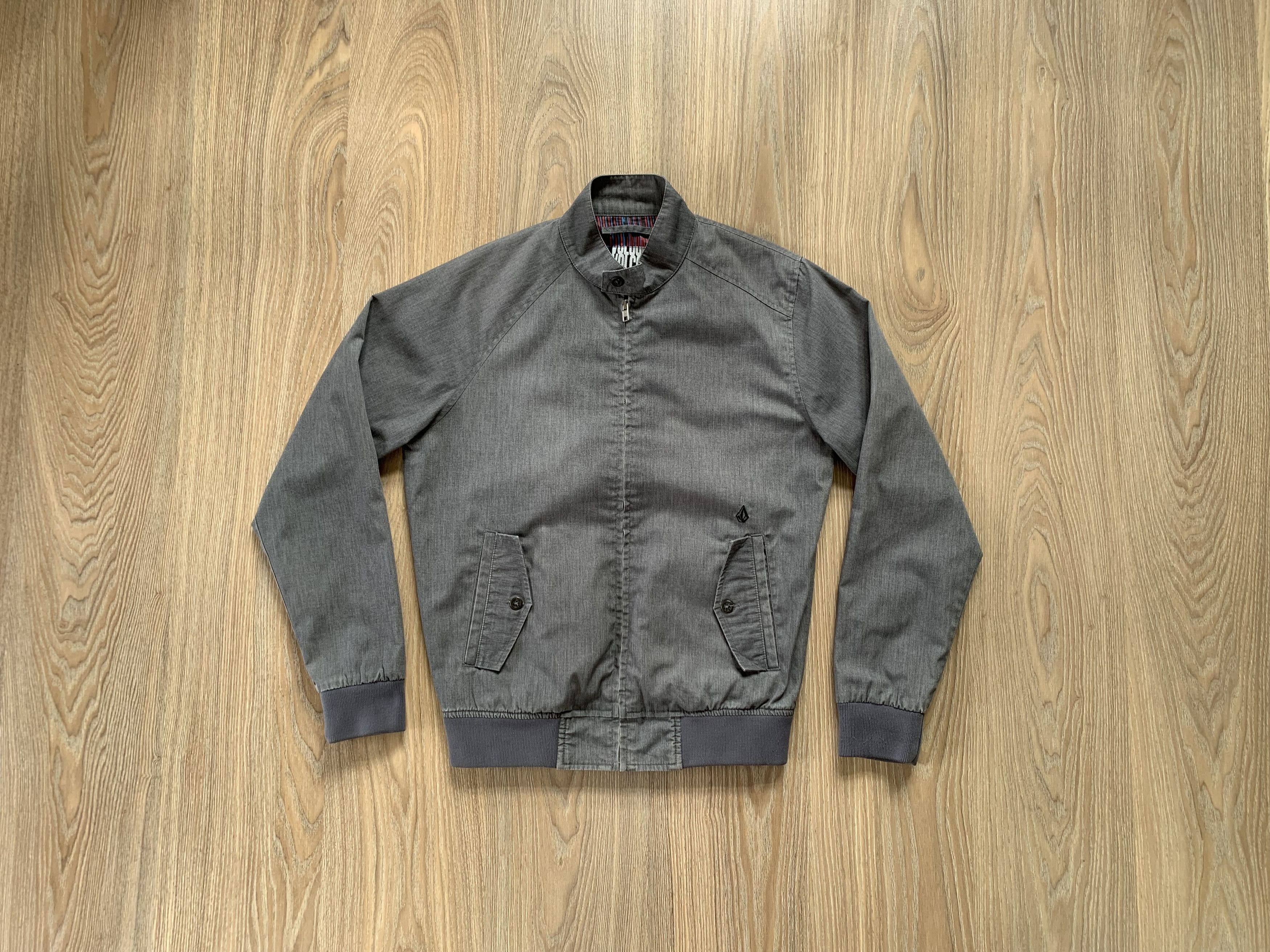 Volcom Volcom Y2K Gray Casual Jacket Size US S / EU 44-46 / 1 - 1 Thumbnail