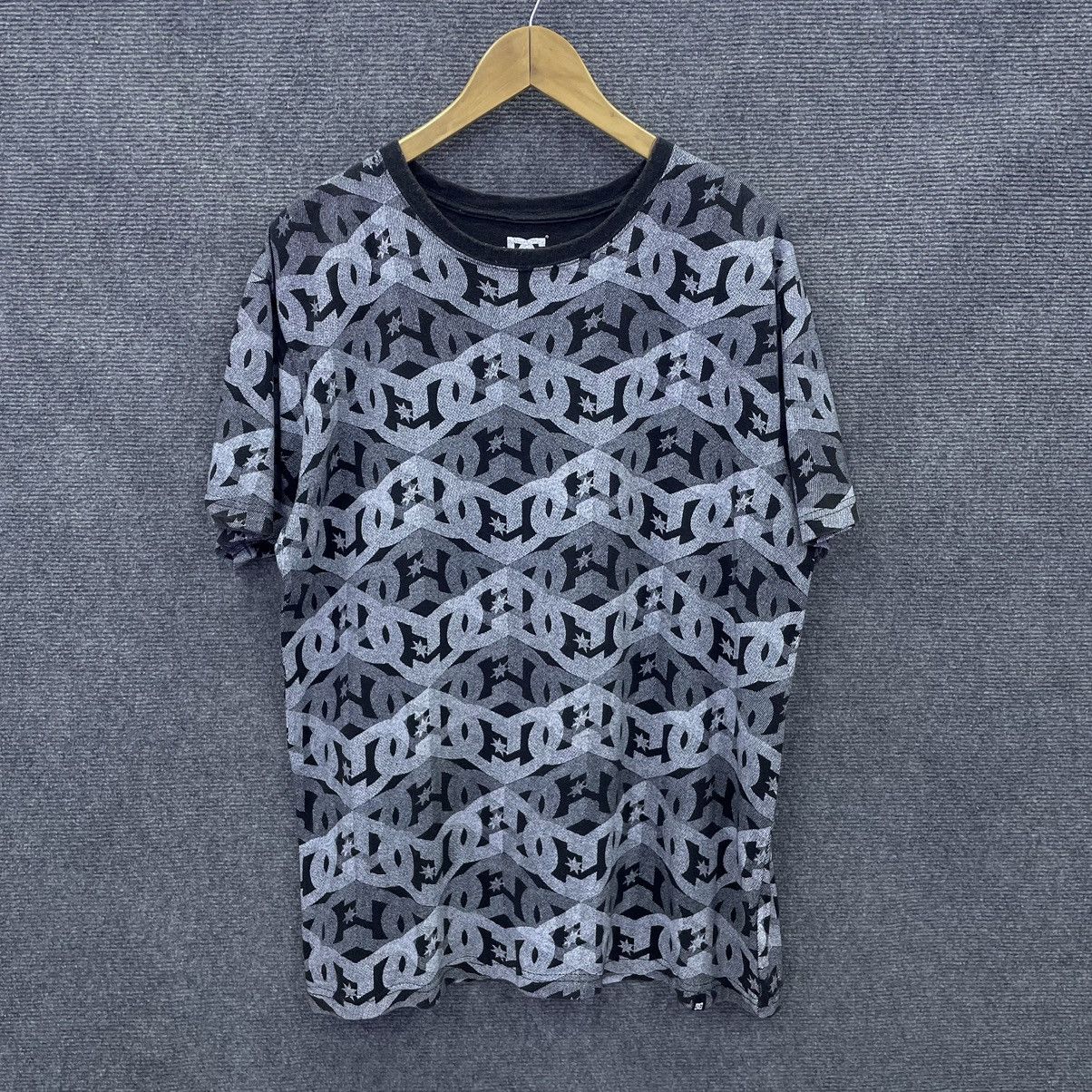 DC × Vintage Vintage Y2K DC Skateboard AOP Skater T Shirt Size US XL / EU 56 / 4 - 1 Thumbnail