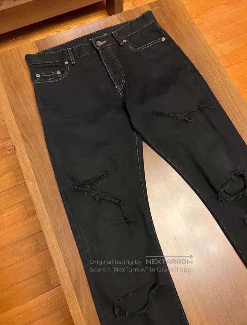 Saint Laurent Paris Saint Laurent 16SS Distressed Black Jeans. Size US 30 / EU 46 - 2 Thumbnail