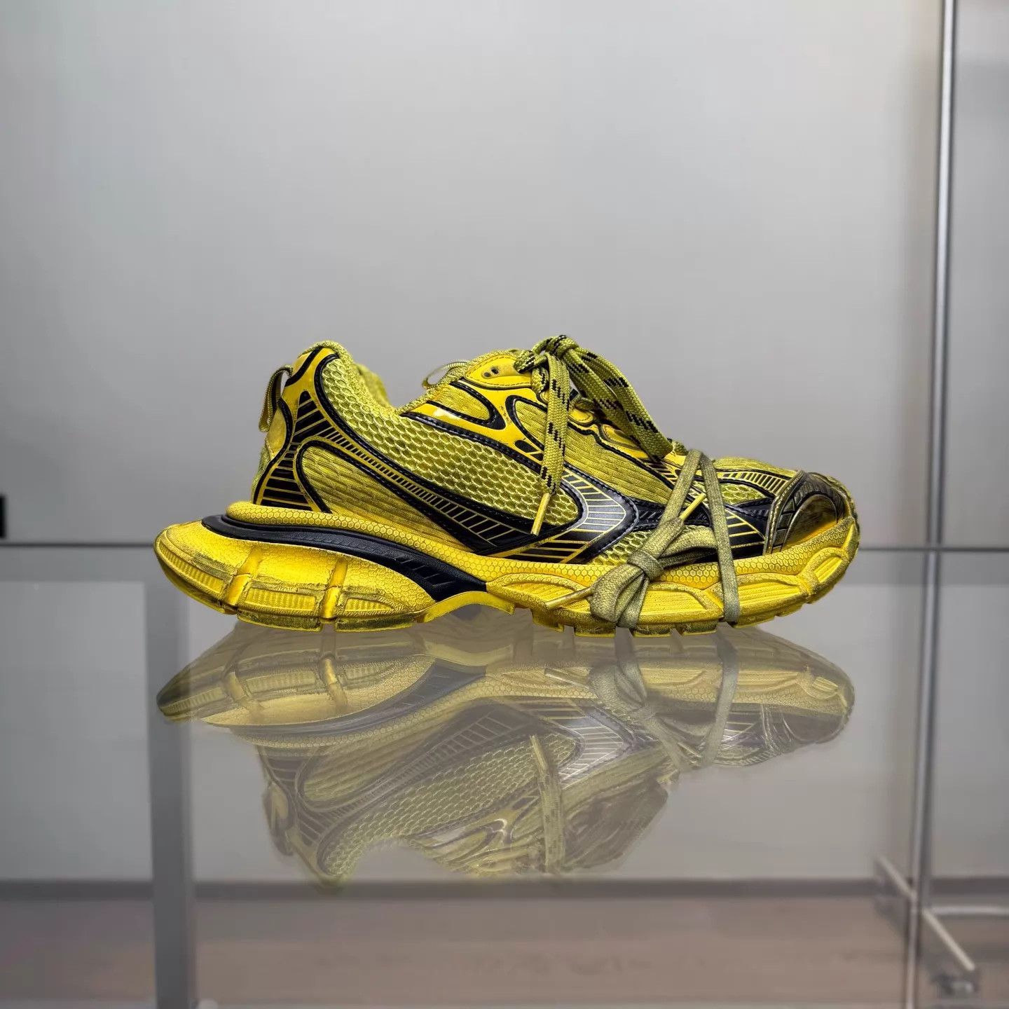 Balenciaga Balenciaga 3XL Dadshoe Black/Yellow Distressed 42 99 OG Size US 9 / EU 42 - 3 Thumbnail