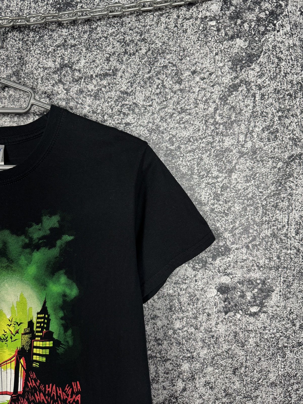 Vintage Joker DC Comics T-Shirt Batman Villain Graphic Tee HaHa Sz M Size US M / EU 48-50 / 2 - 2 Thumbnail