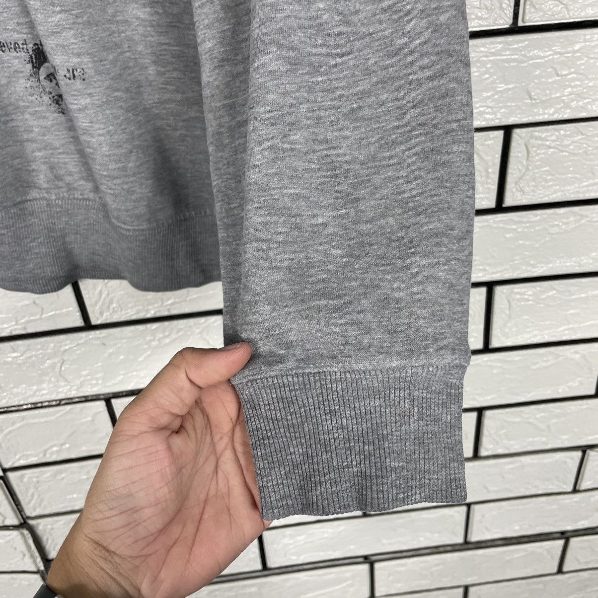 Airwalk Airwalk Big Print Gray Sweatshirt Size US M / EU 48-50 / 2 - 9 Thumbnail