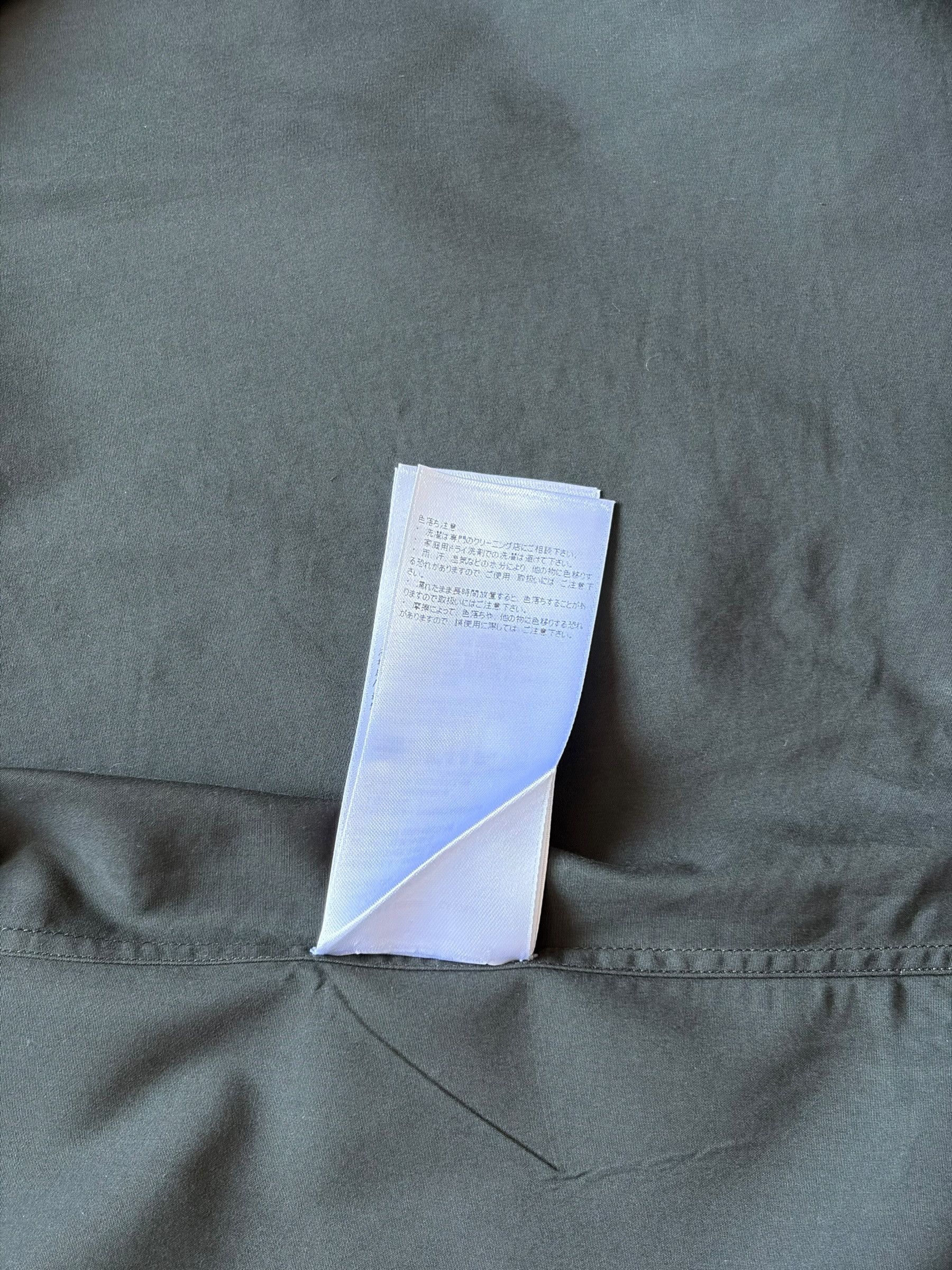 Salvatore Ferragamo Salvatore Ferragamo Dark Grey Logo Button Up Shirt Size US M / EU 48-50 / 2 - 9 Thumbnail