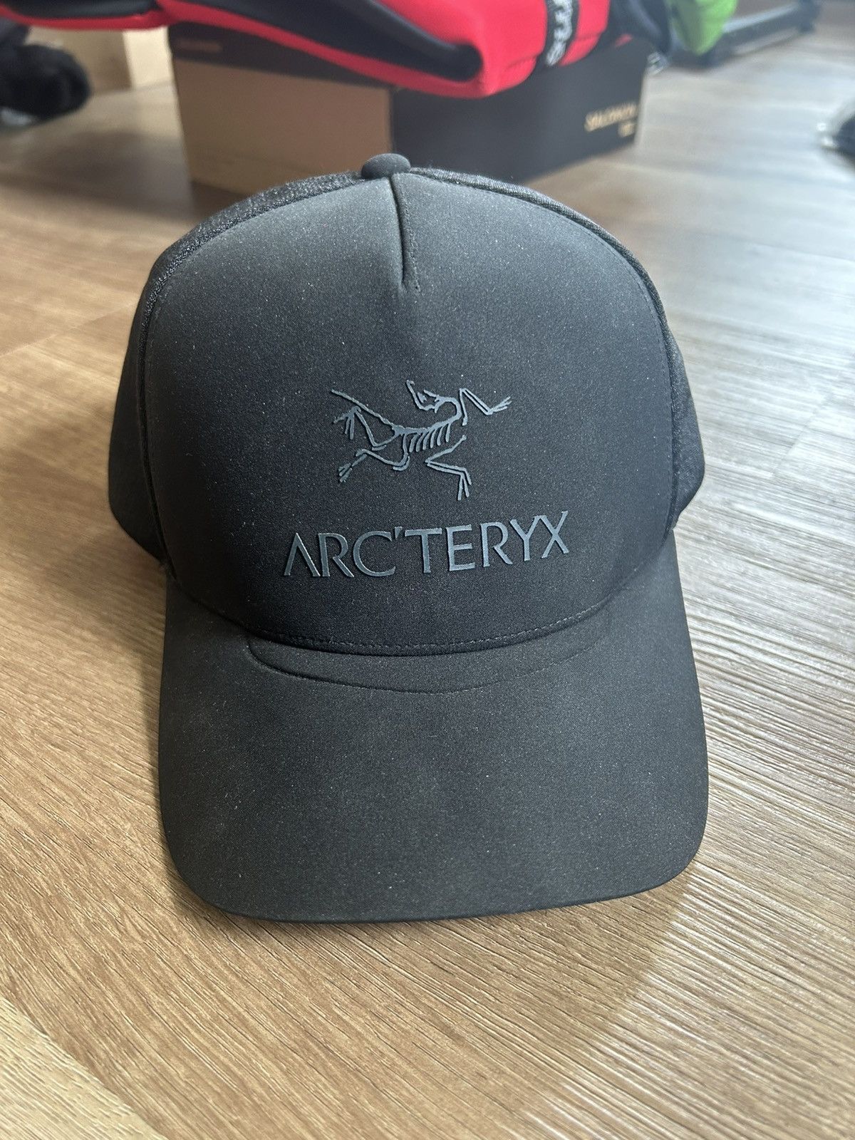 ARC'TERYX Logo Trucker Hat ブラック　未開封　未使用 Arcteryx Logo Trucker Hat Review - YouTube