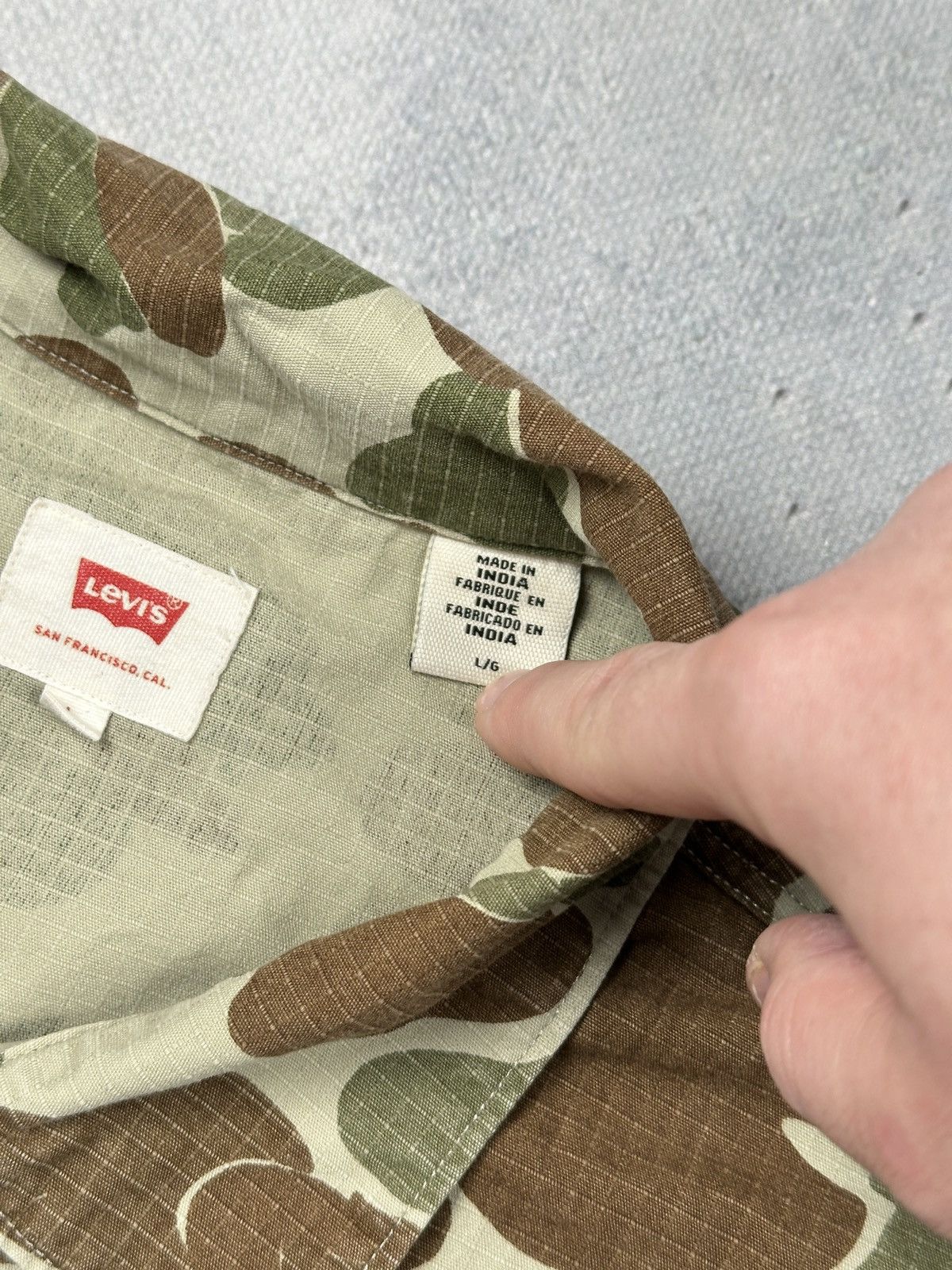 Levi's Vintage Levi’s San Francisco Camo Overshirt Eagle Embroidery Size US L / EU 52-54 / 3 - 10 Thumbnail