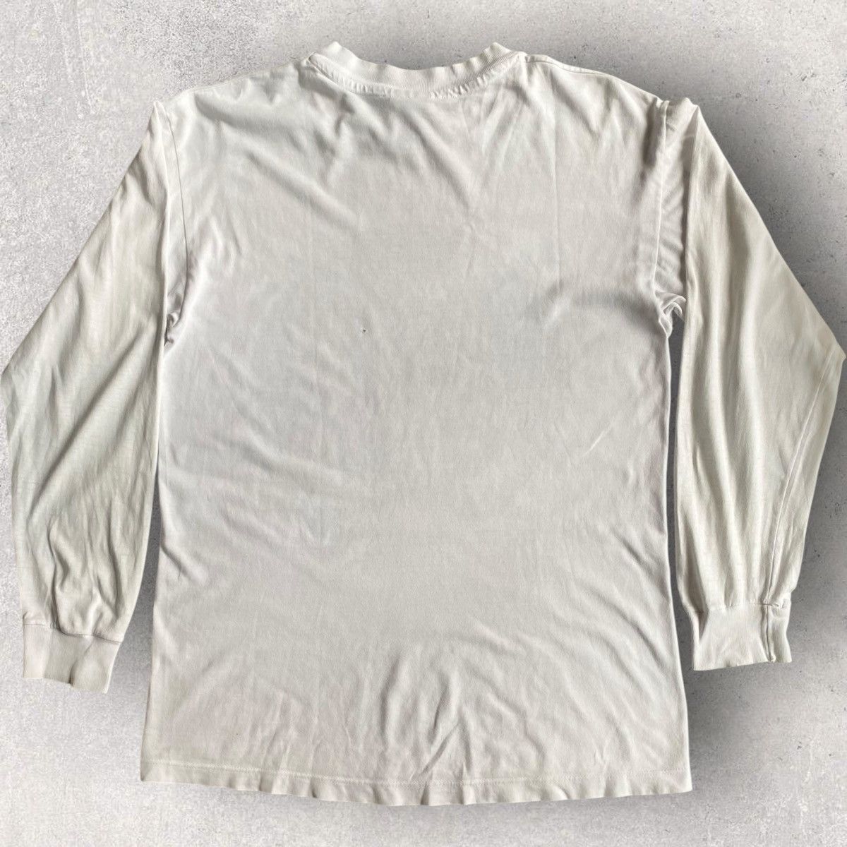Bape Vintage 90’s Very Ape International L/S Size US M / EU 48-50 / 2 - 3 Thumbnail