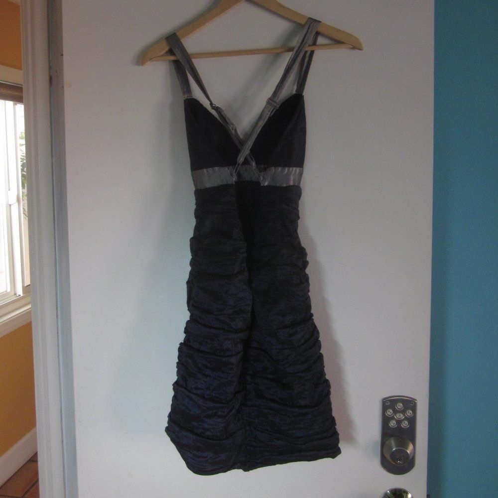 Bcbgmaxazria BCBG Maxazaria Blue and Silver Metallic Cocktail Party Dress Size S / US 4 / IT 40 - 8 Thumbnail