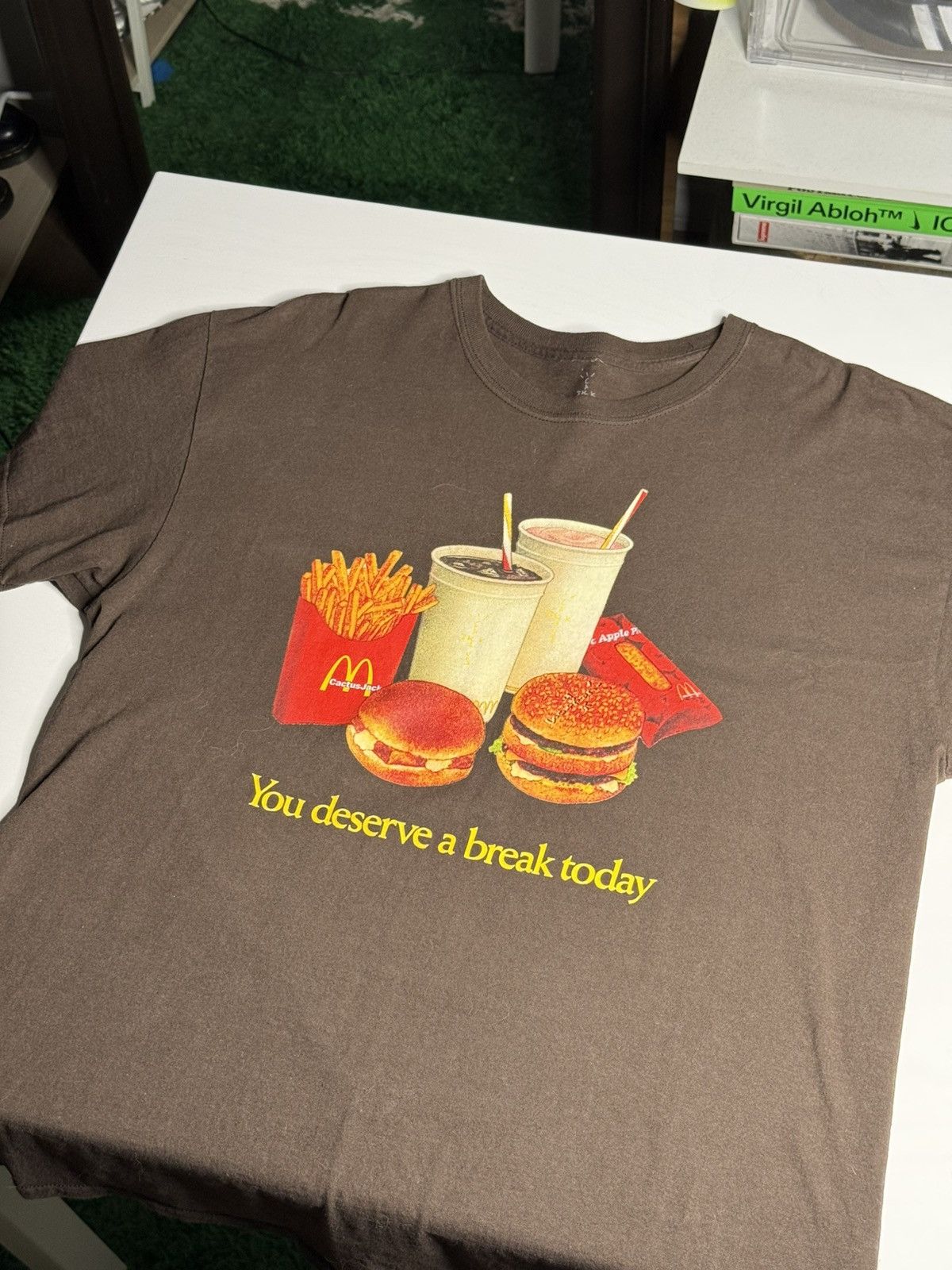 Travis Scott Travis Scott x McDonalds Break Tee "Brown” [L] PREOWNED Size US L / EU 52-54 / 3 - 1 Thumbnail