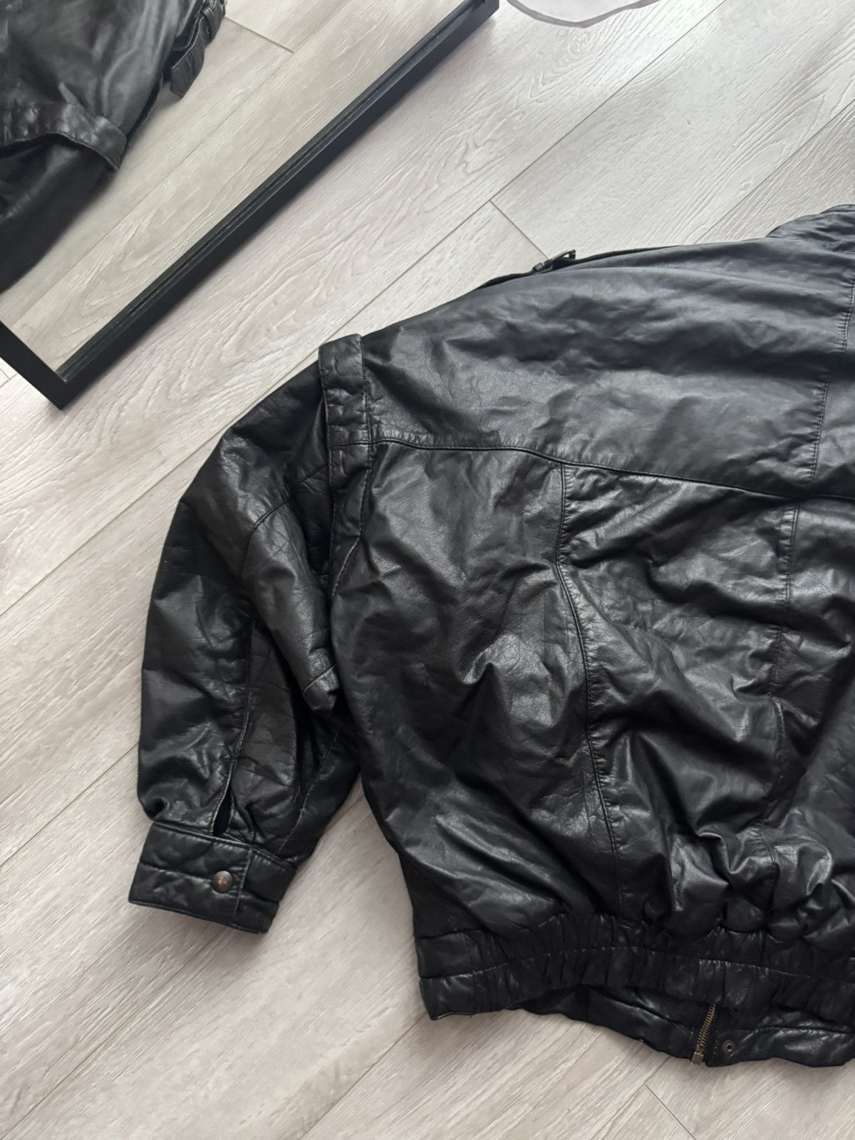 Genuine Leather Vintage Like Balenciaga Cargo Leather Bomber Jacket Hype Size US M / EU 48-50 / 2 - 9 Thumbnail