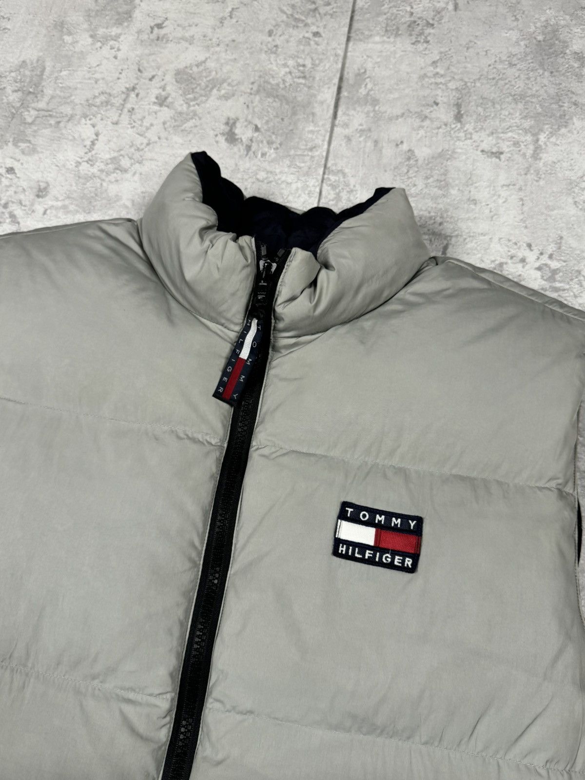 Tommy Hilfiger Tommy Hilfiger Puffer Vest Beige Full Zip Logo Down Gilet Size US S / EU 44-46 / 1 - 6 Thumbnail