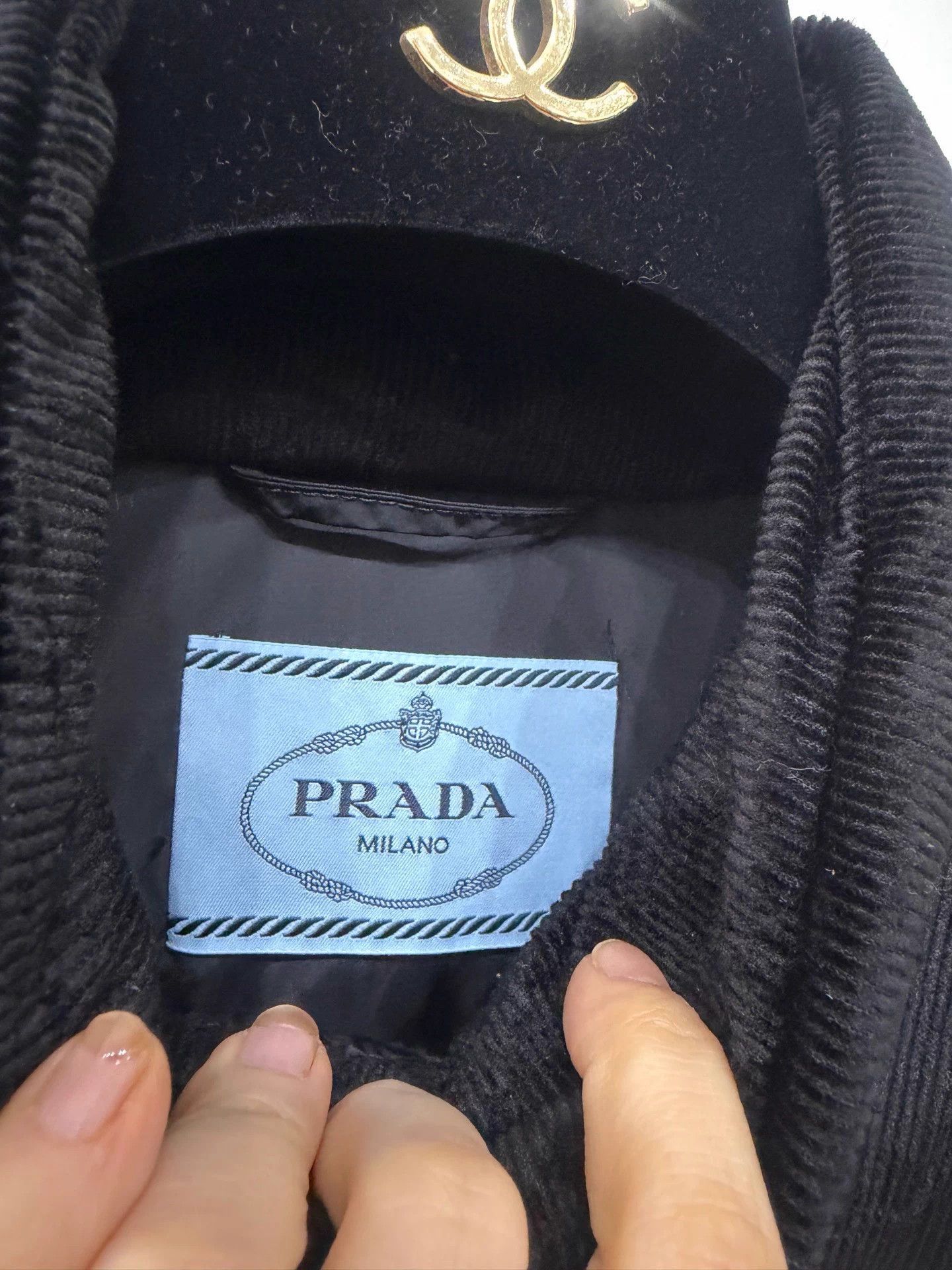 Prada Prada 25FW Velvet Down Coat Detachable Sleeves to Vest Size XS / US 0-2 / IT 36-38 - 3 Thumbnail