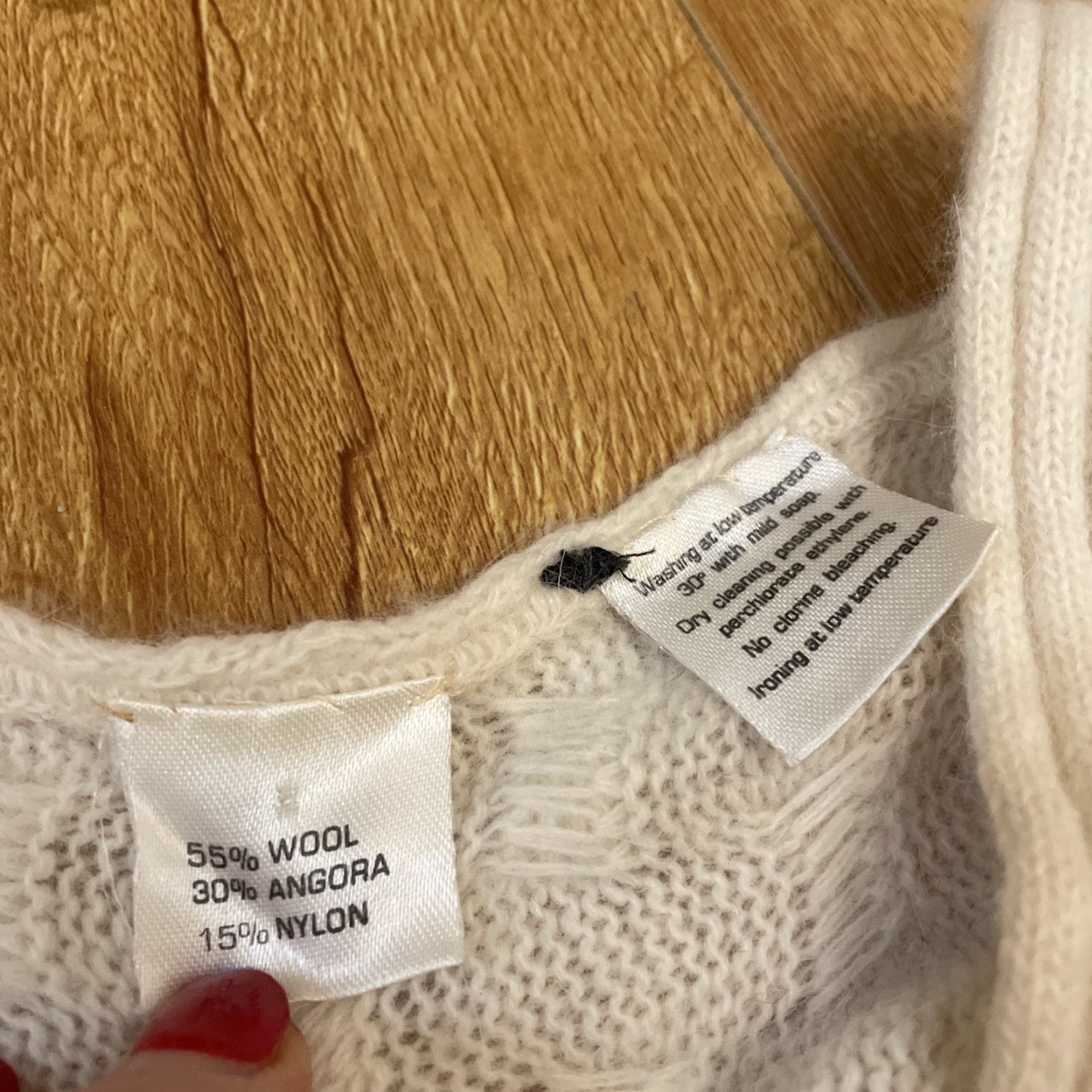 Vintage VINTAGE Women’s Cream Open Front Knot Angora Wool Dolman L Sweater Italy Knit Wool Blend Regular Fit Mens? Size L / US 10 / IT 46 - 3 Thumbnail