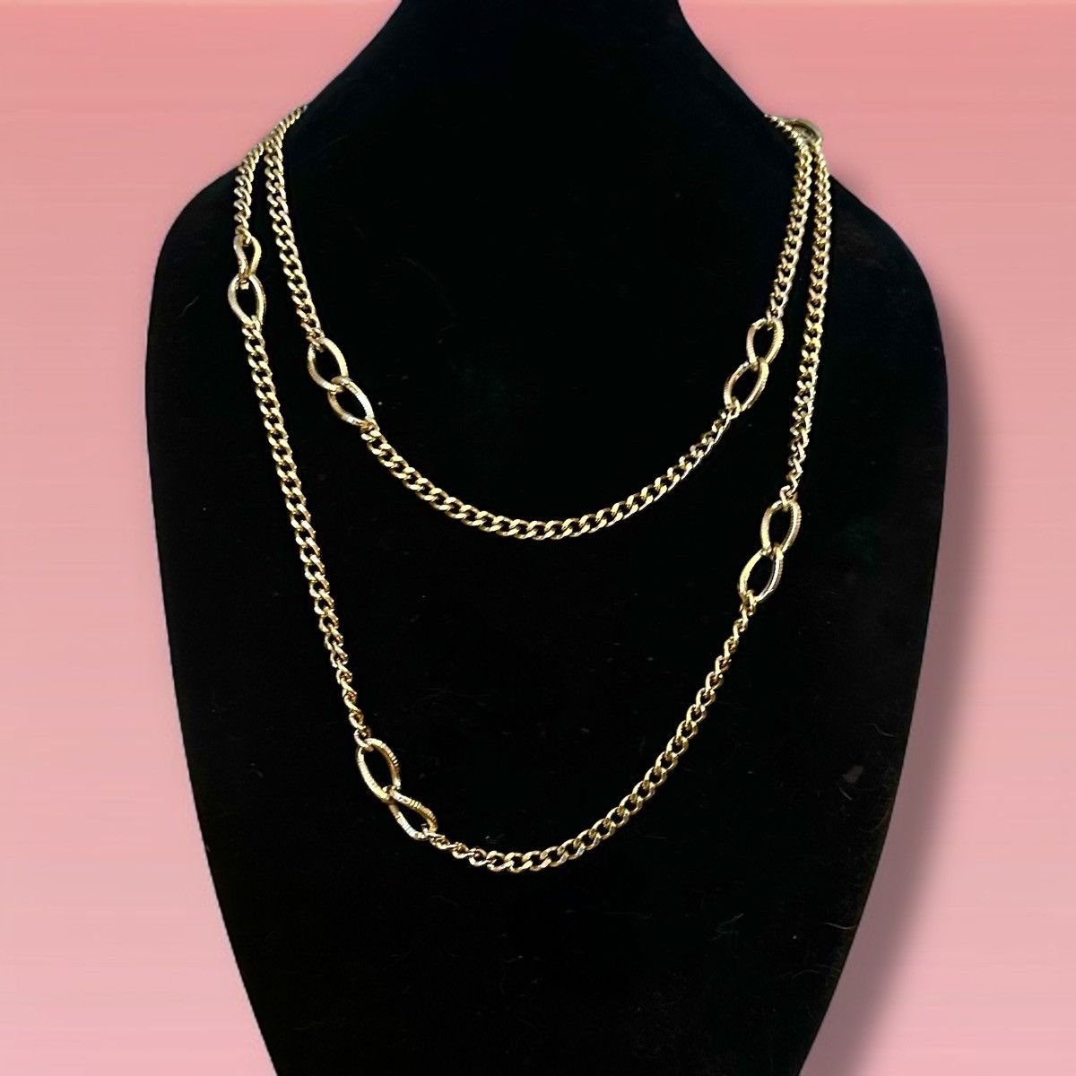 Other Long gold tone curb link chain necklace Size ONE SIZE - 1 Thumbnail
