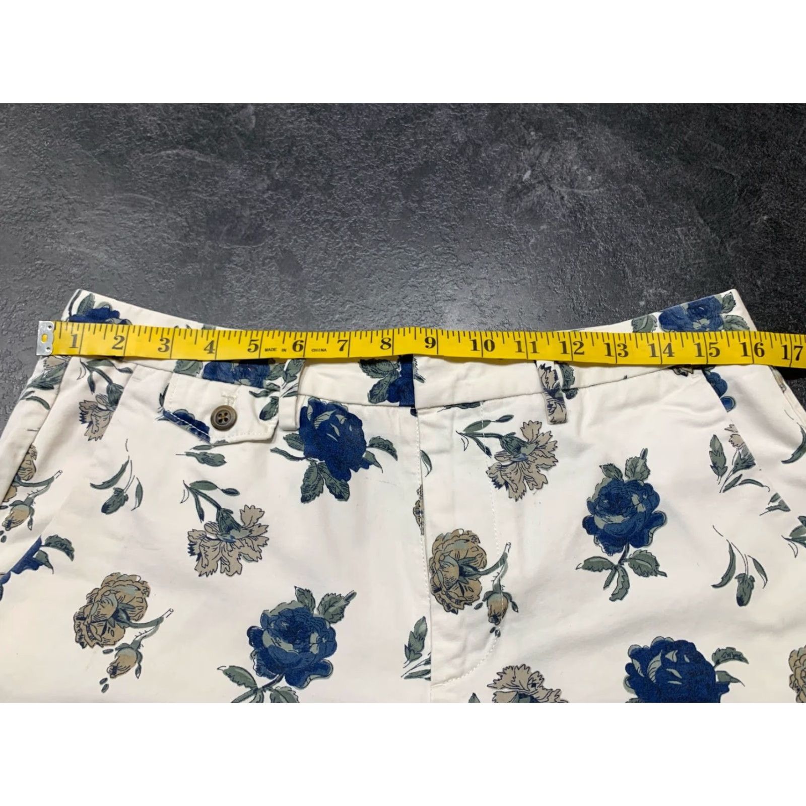 Bonobos Bonobos 32" Blue Floral Hawaiian Flat Front Cotton Shorts Regular Fit Mens Size US 32 / EU 48 - 6 Thumbnail