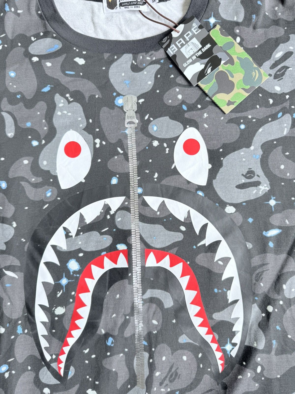 Bape 3XL Space camo full shark tee Size US XXL / EU 58 / 5 - 2 Thumbnail