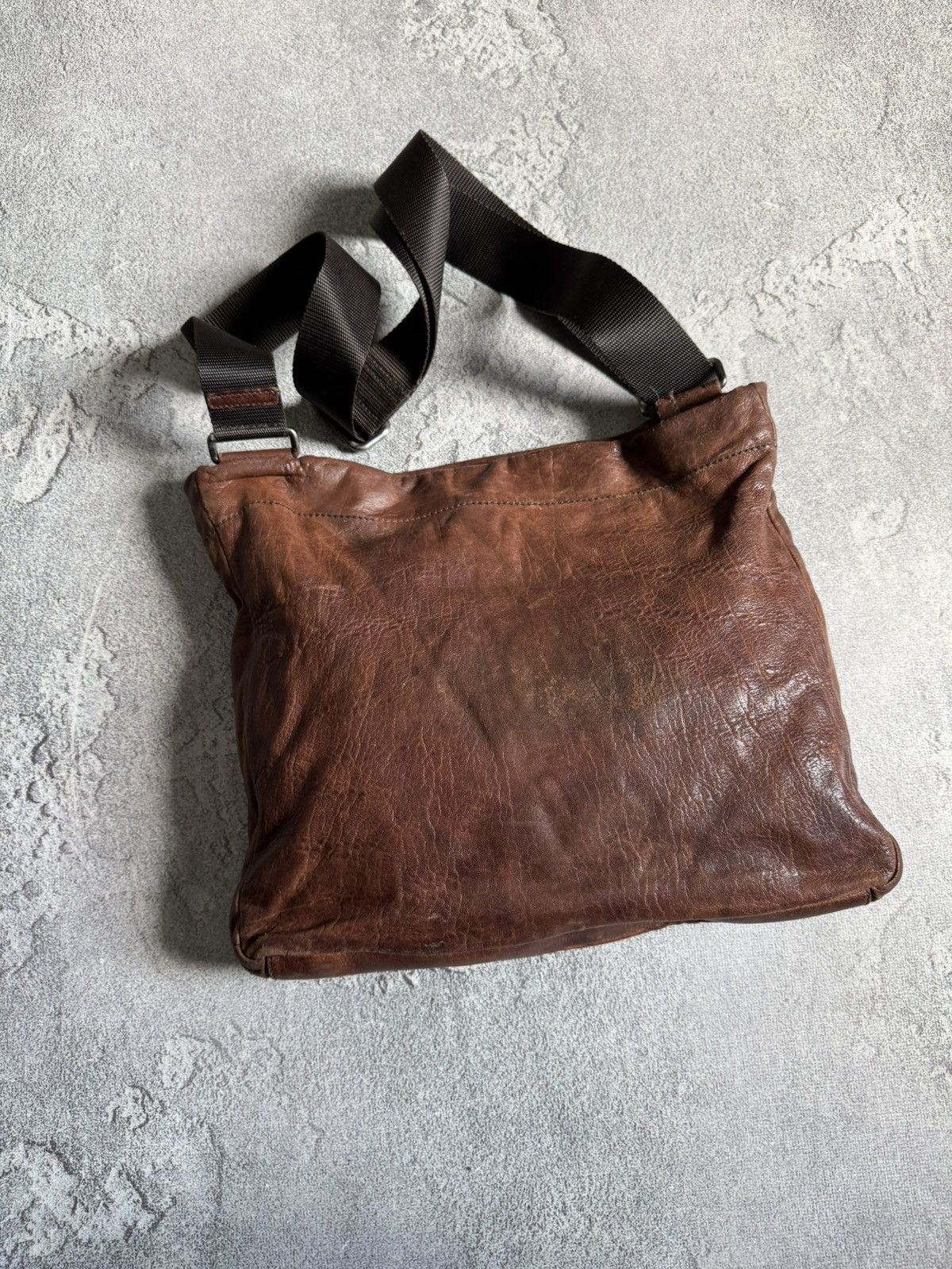 Miu Miu Vintage Miu Miu Leather Crossbody Messenger Shoulder Bag Size ONE SIZE - 6 Thumbnail