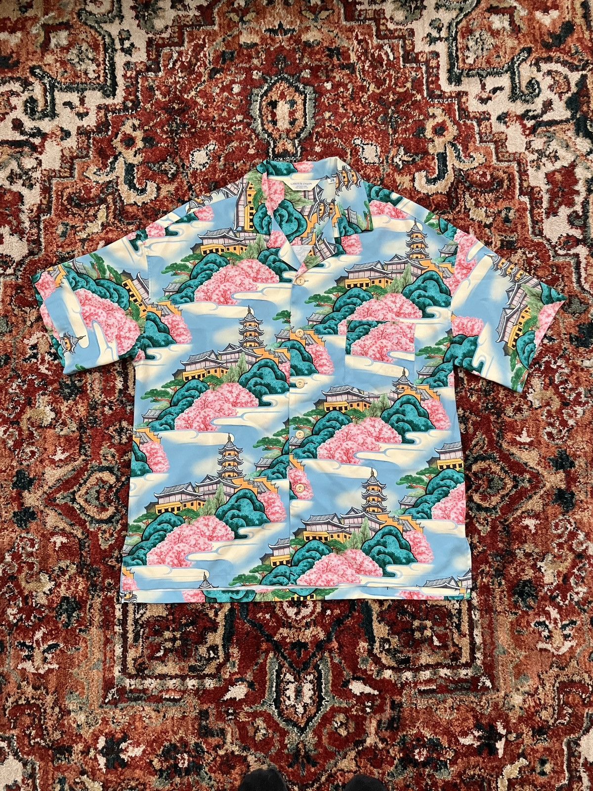 Other Labour Union Temple Painting Aloha Shirt Size M Size US M / EU 48-50 / 2 - 1 Thumbnail