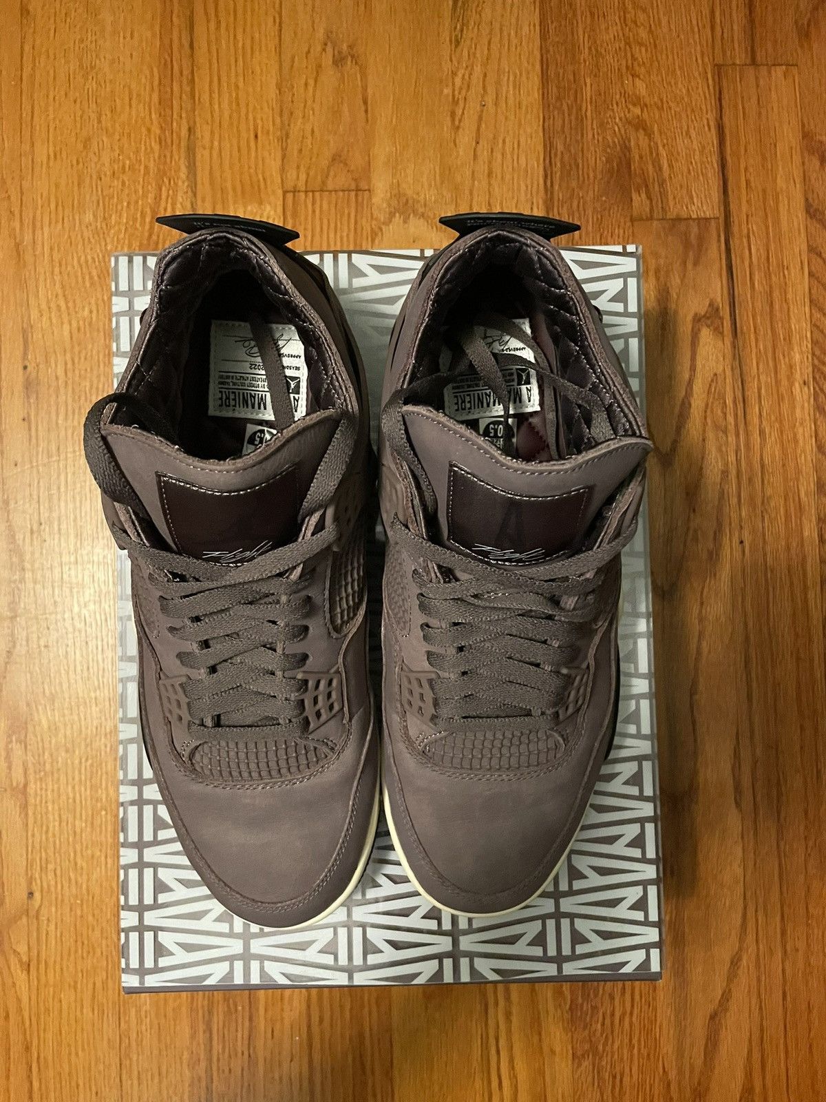 A Ma Maniere × Jordan Brand × Nike A Ma Maniere Air Jordan Retro 4 Size 10.5 Size US 10.5 / EU 43-44 - 2 Thumbnail