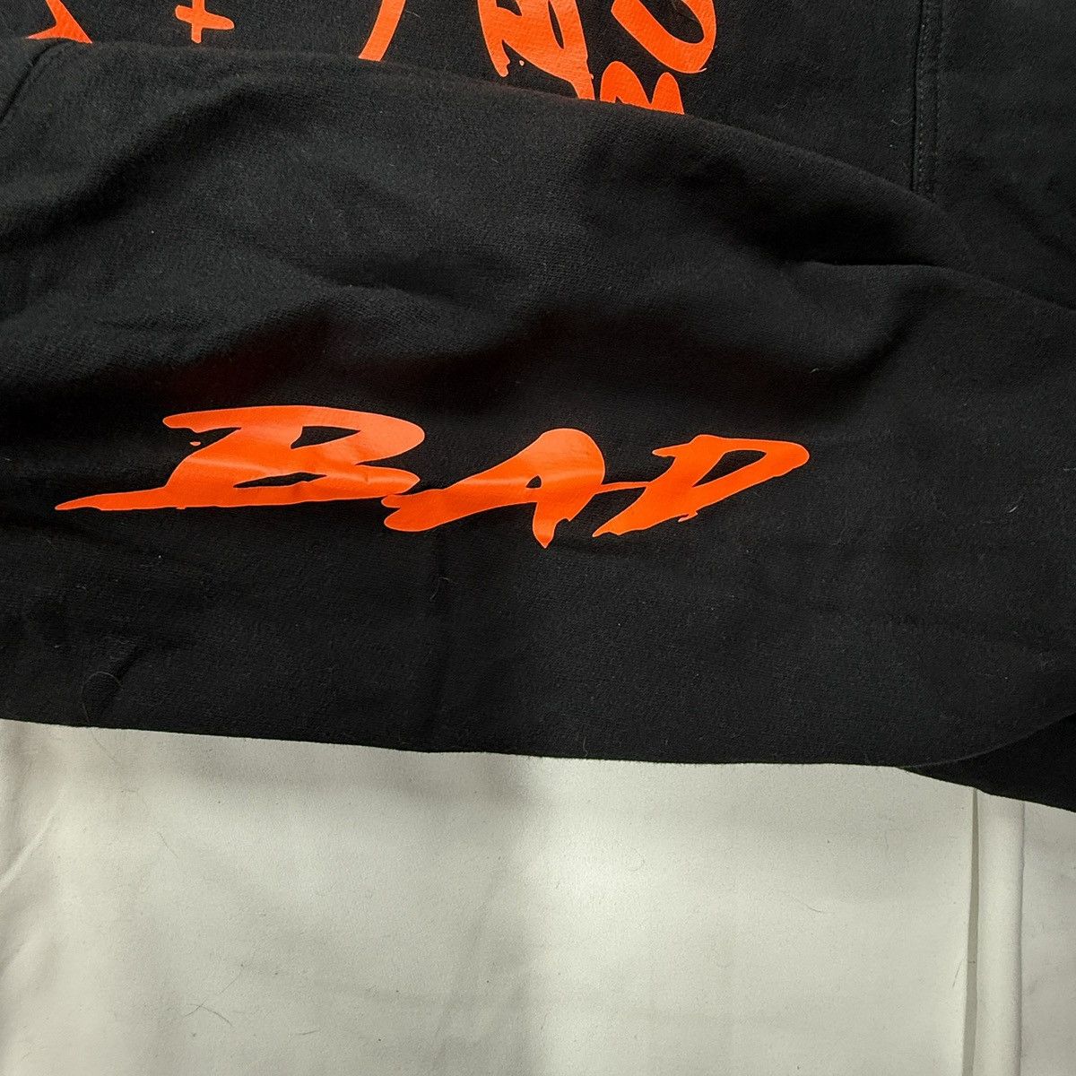 Other NWT Bad Bunny hoodie Black and neon orange Mens Large Size US L / EU 52-54 / 3 - 5 Thumbnail