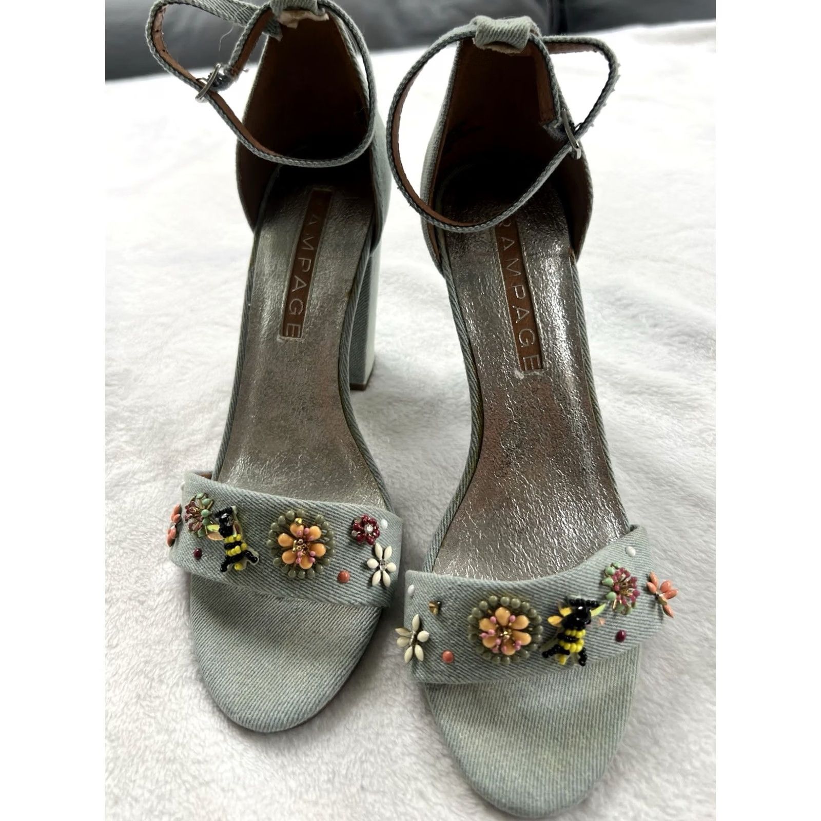 Vintage Rampage Skye Denim Bee Flower Embellished Ankle Strap Sandal Heels Size 8.5 Women Blue Strappy Heel Flower Beaded Studded Mid 2-2.9in Size US 9 / IT 39 - 5 Thumbnail