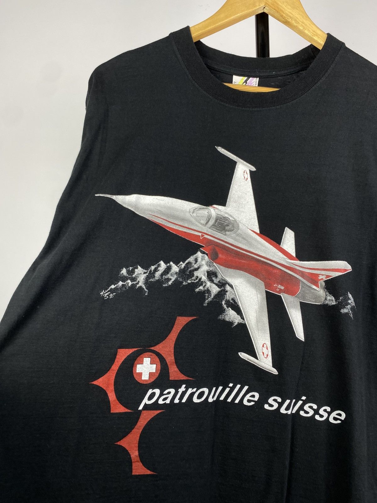 Vintage Vintage 90s Patrouille Suisse rare Pilot Army T Shirt Size US L / EU 52-54 / 3 - 3 Thumbnail