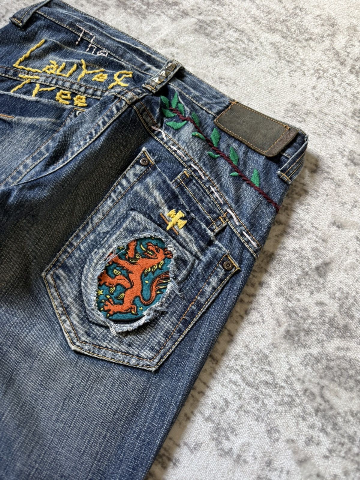 Japanese Brand Drive Jeans Japan Studded Embellishe Wide Leg Flared Jeans Size US 29 - 7 Thumbnail
