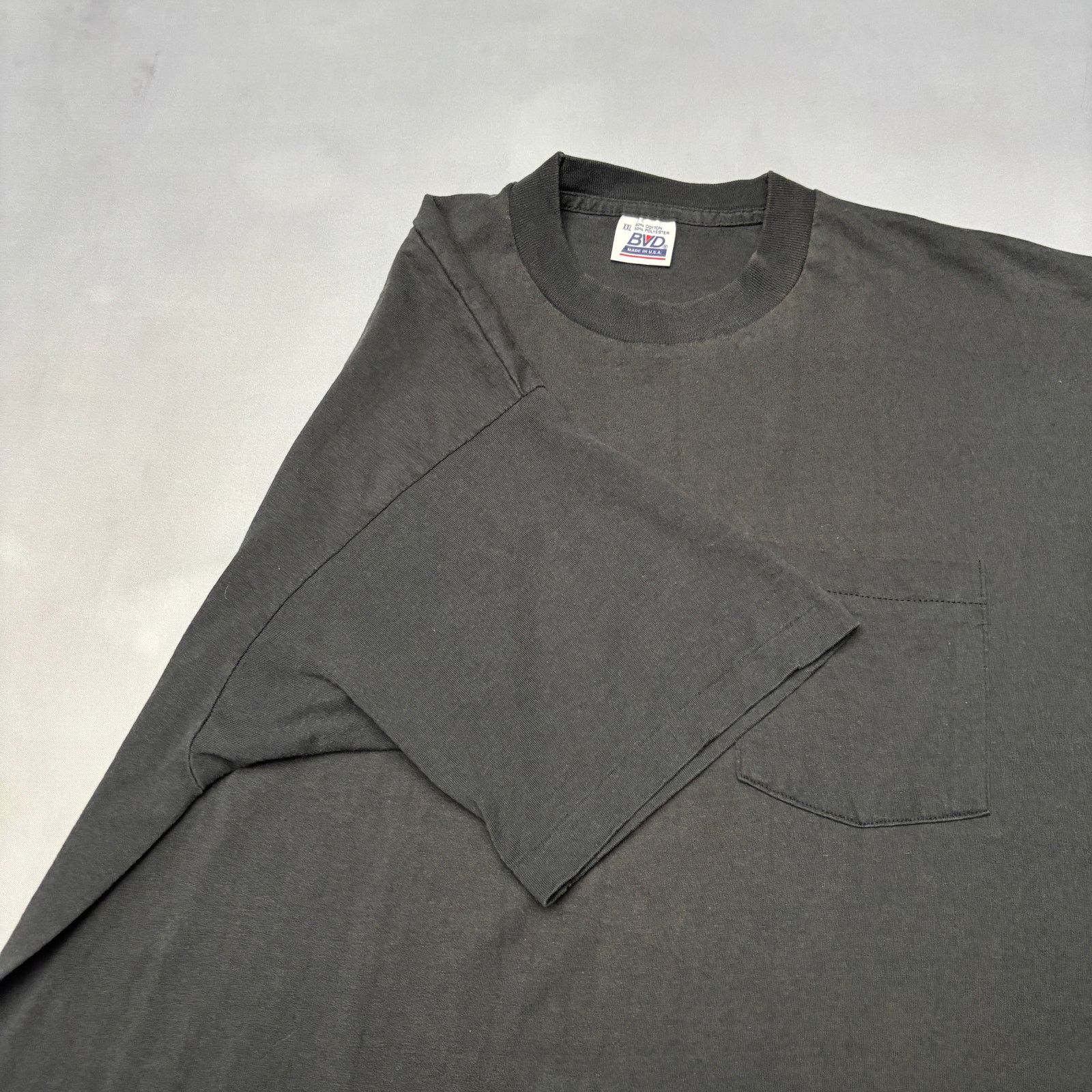 Vintage Vintage 90s BVD Pocket T Shirt Men's 2XL Selvedge Pocket Size US XXL / EU 58 / 5 - 2 Thumbnail