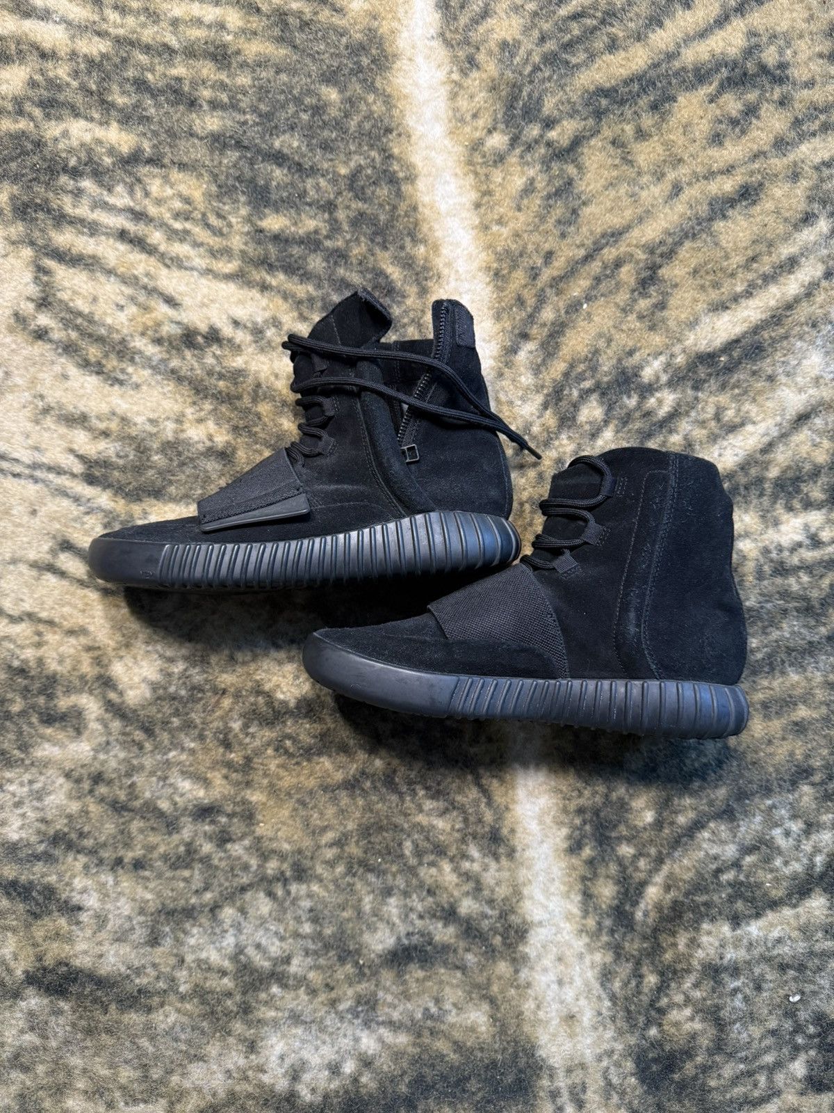 Yeezy Yeezy boost 750 Size US 7 / EU 40 - 2 Thumbnail