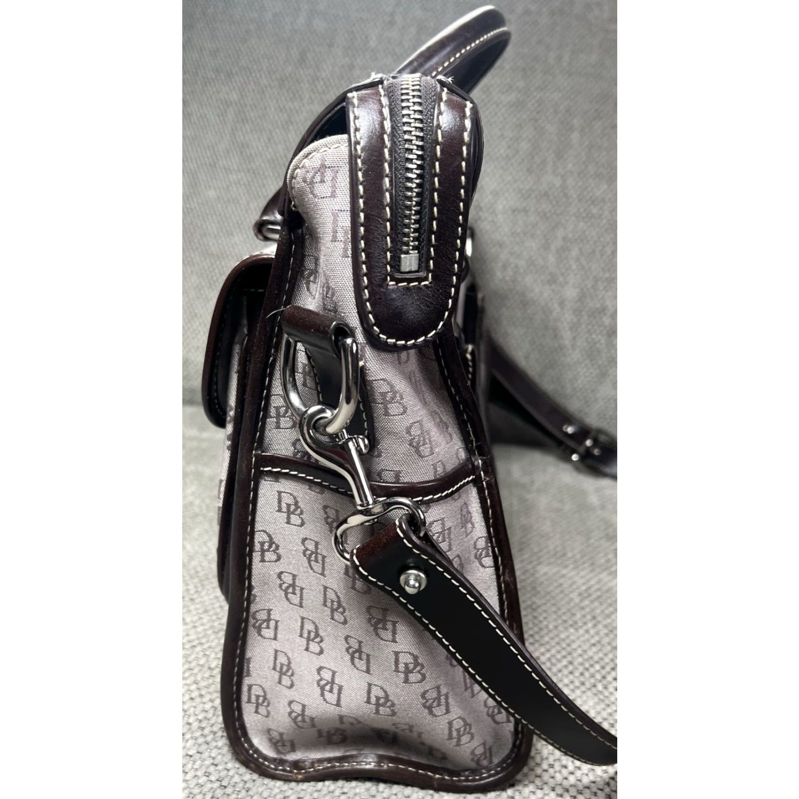 Dooney & Bourke Dooney & Bourke Leather Satchel/Top Handle Bag Crossbody Purse with Removable Strap Black Leather Pockets Silver Hardware Women's Bag 13.75”x10”x4.5” Size ONE SIZE - 4 Thumbnail
