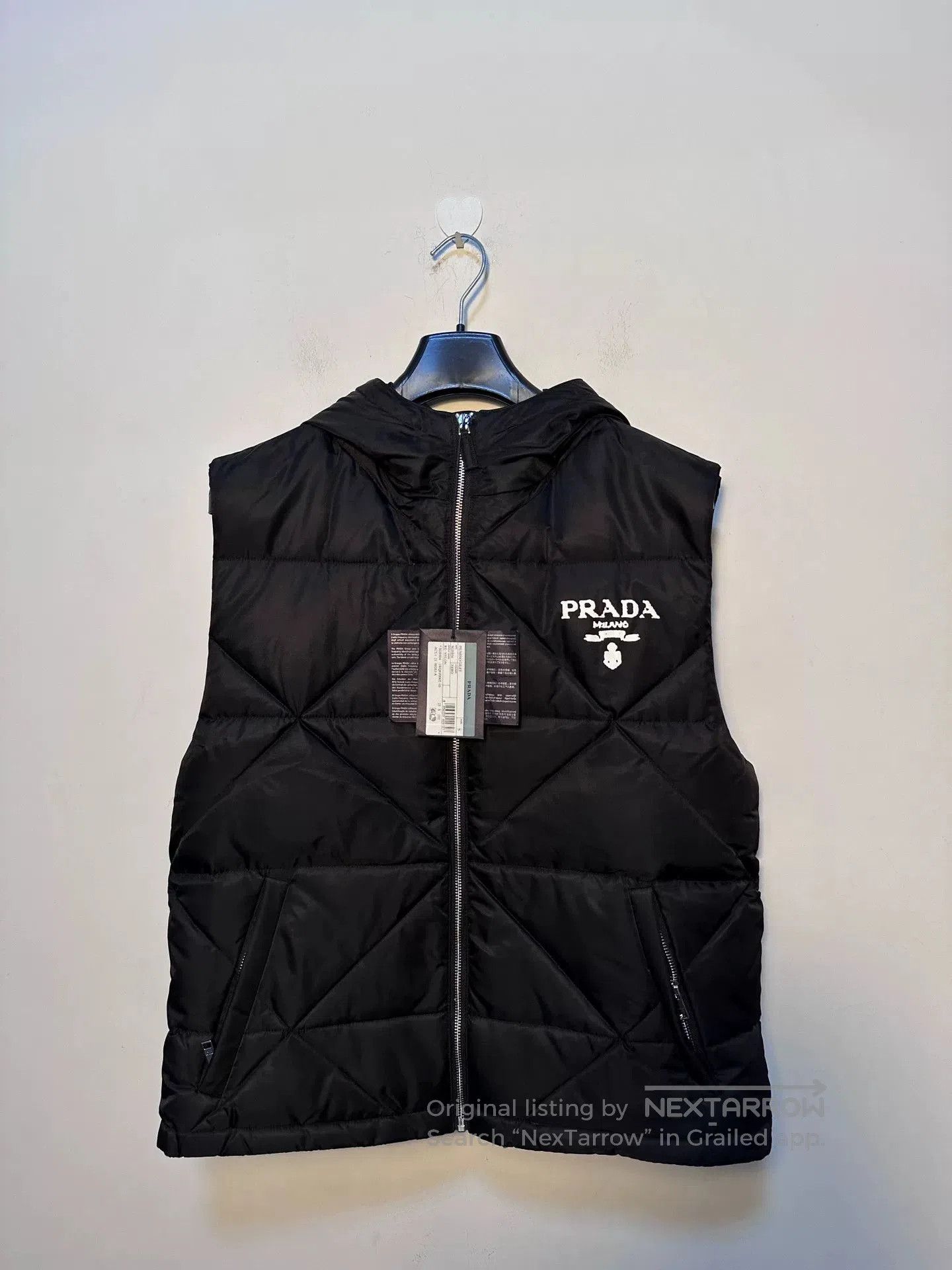 Prada Prada Men's Hooded Puffer Vest. Size US S / EU 44-46 / 1 - 8 Thumbnail