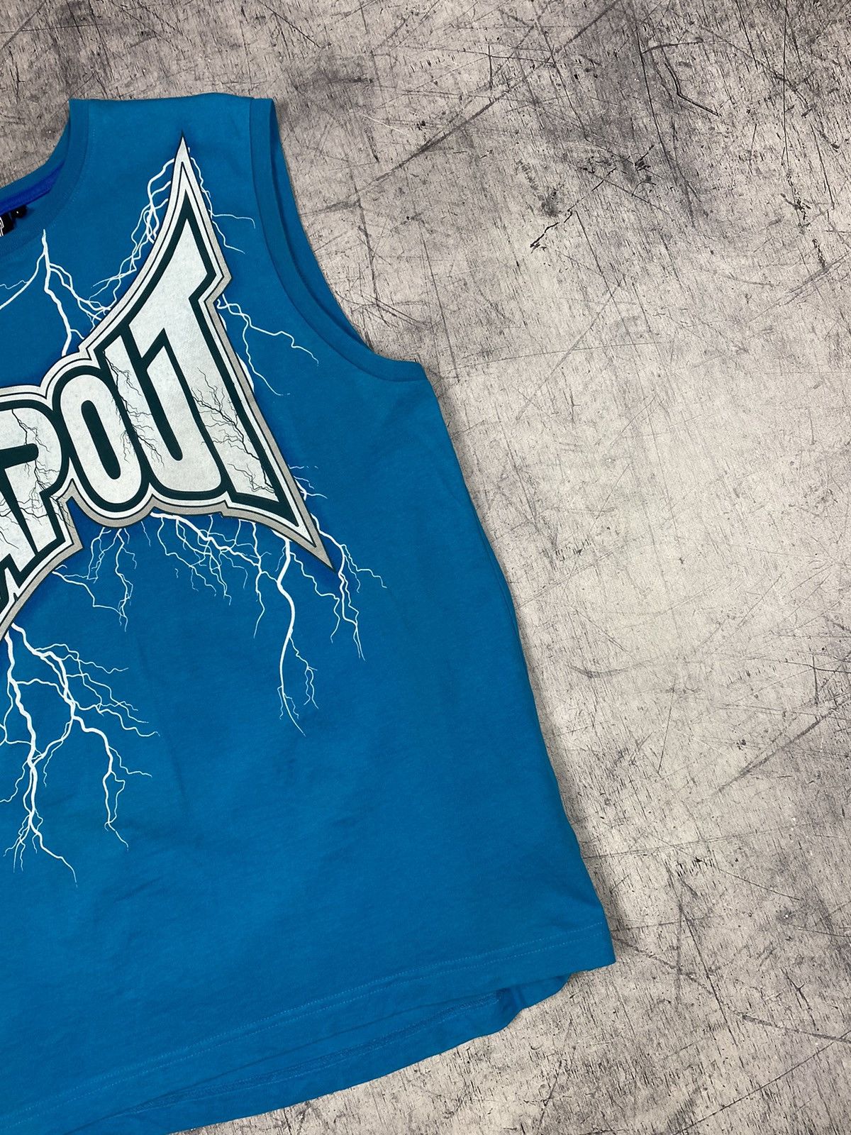 Tapout Vintage Tapout Big Logo Y2K Tee T Shirt Size US L / EU 52-54 / 3 - 3 Thumbnail
