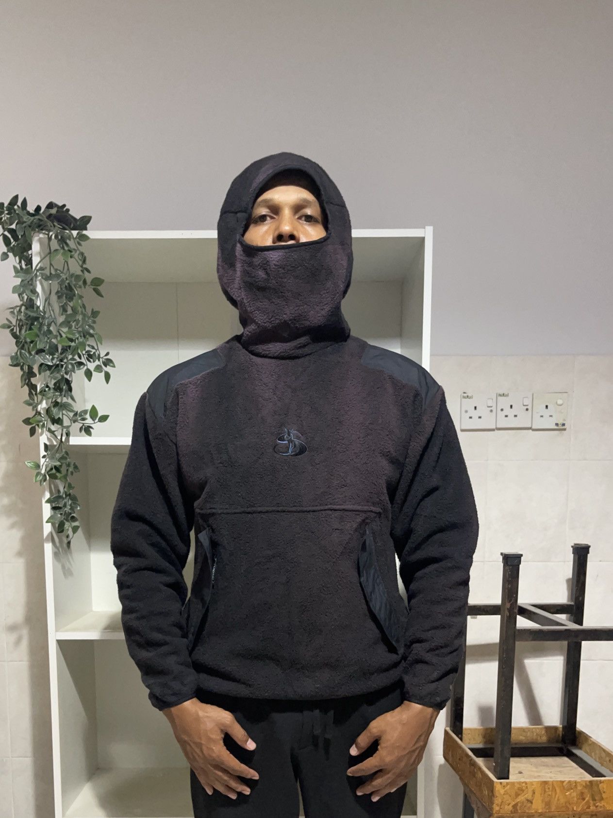 YARDSALE Vintage Yardsale Fleece Hoodie Size US S / EU 44-46 / 1 - 7 Thumbnail