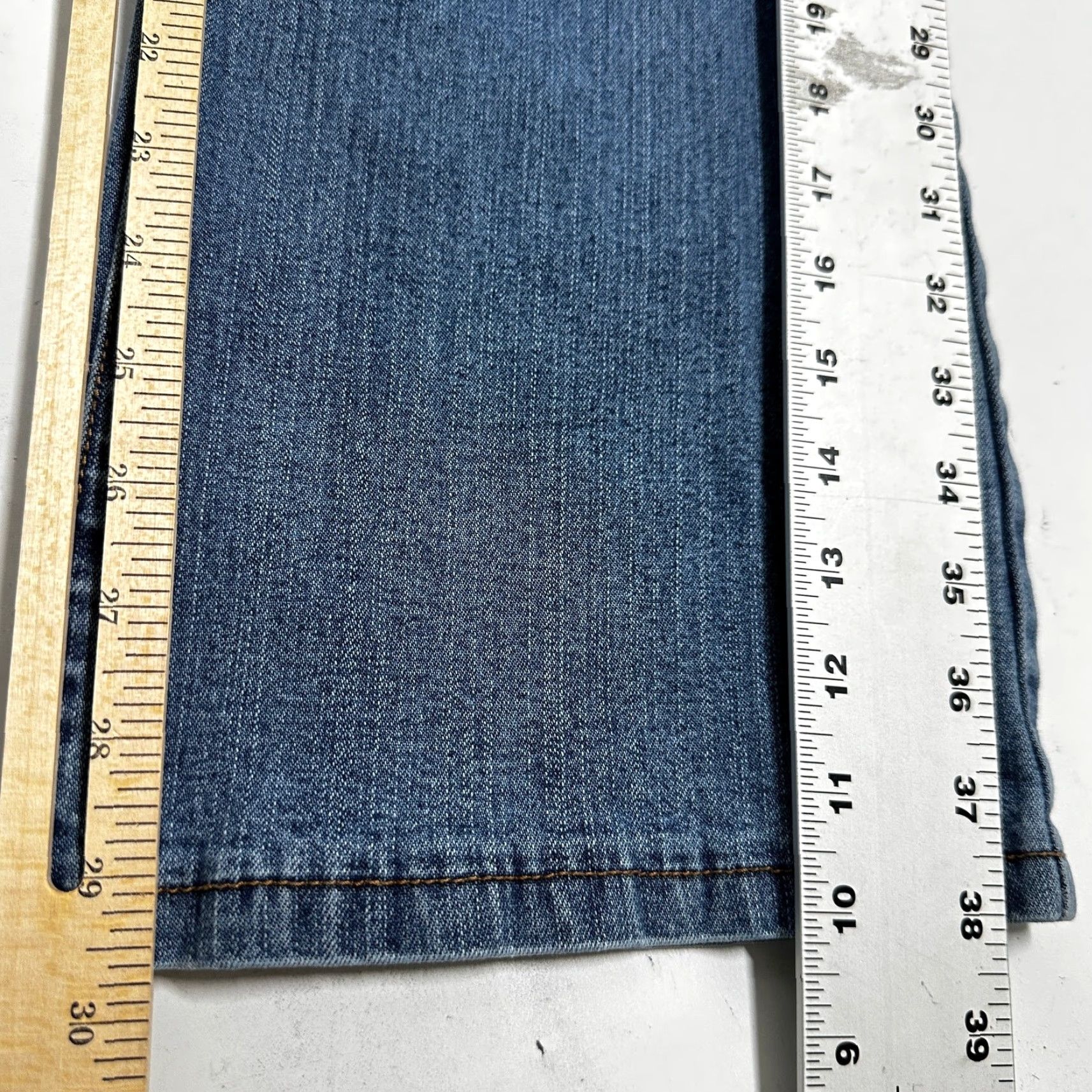 Vintage VINTAGE The Limited Y2K Simple Low Flare Jeans Women 16 Modern Blue Cotton Denim 30in 30in Regular 5-Pocket Size 30" / US 8 / IT 44 - 5 Thumbnail