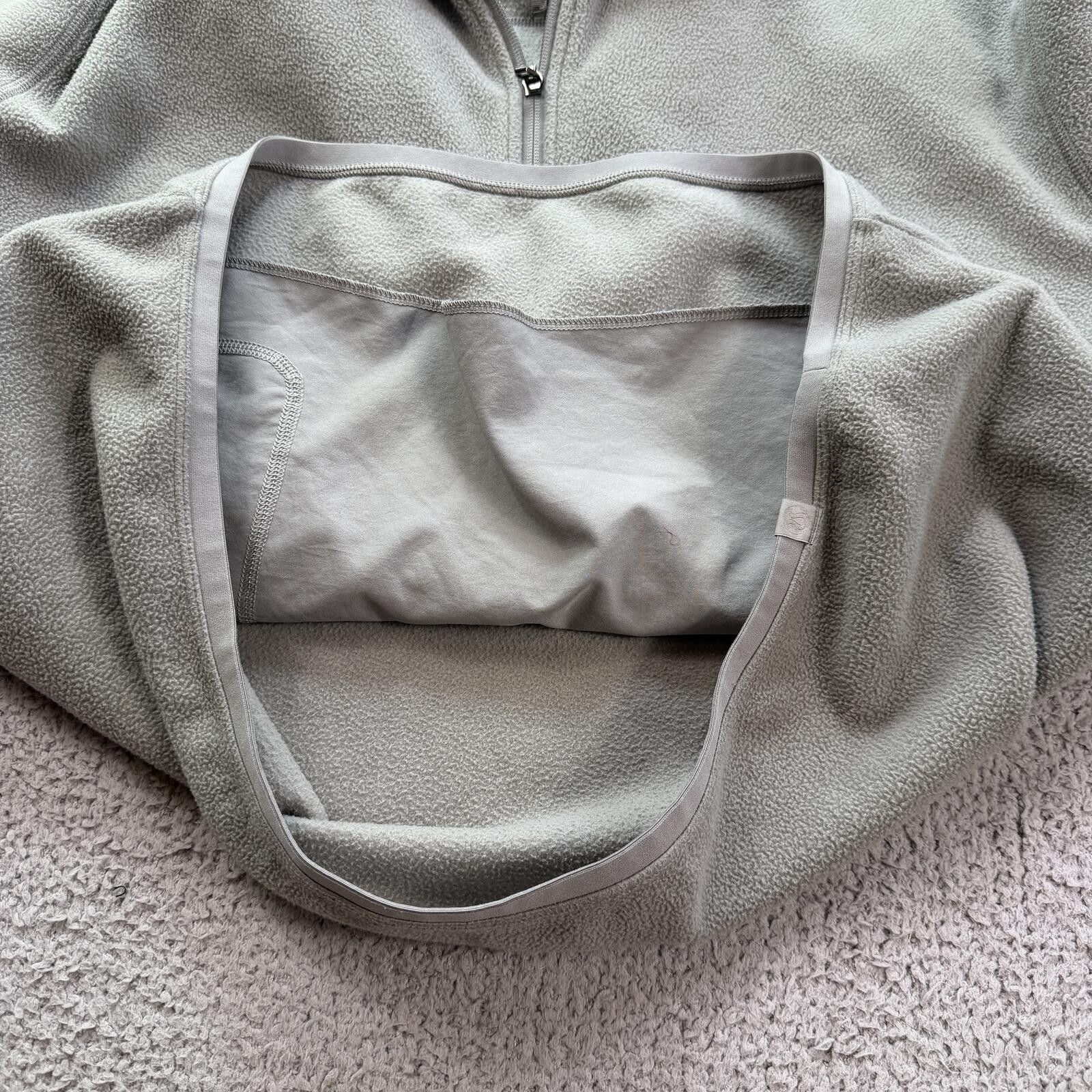 Lululemon Lululemon Mens Quarter Zip Fleece Pullover Jacket Gray L Size US L / EU 52-54 / 3 - 5 Thumbnail